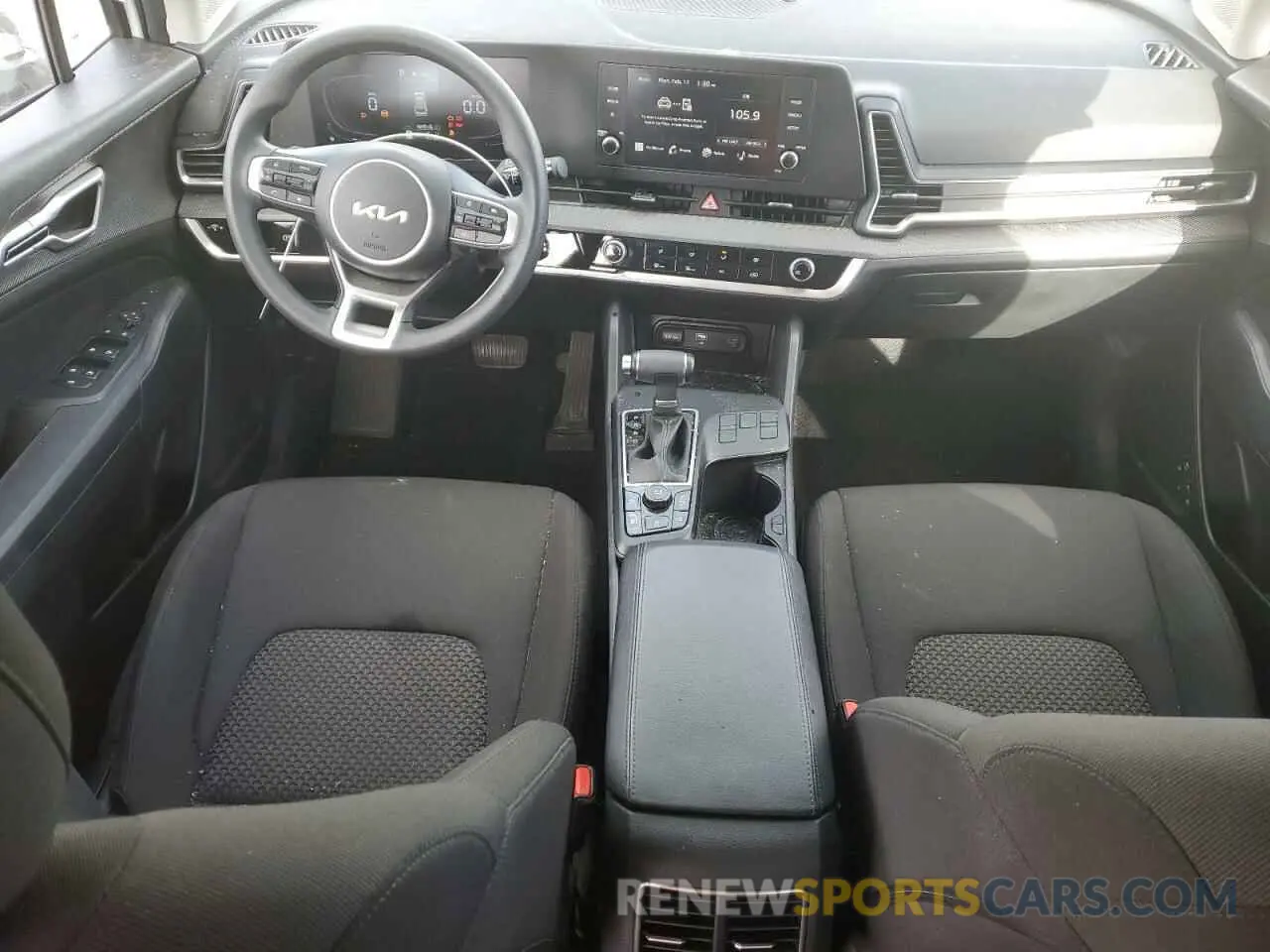 8 Photograph of a damaged car KNDPU3DF3R7289303 KIA SPORTAGE 2024