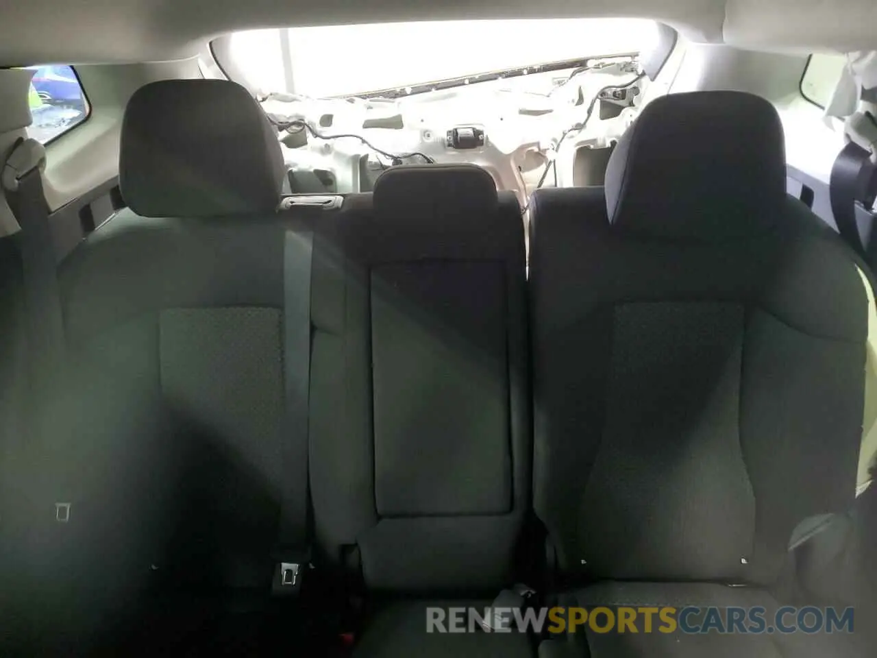 10 Фотография поврежденного автомобиля KNDPU3DF7R7263514 KIA SPORTAGE 2024
