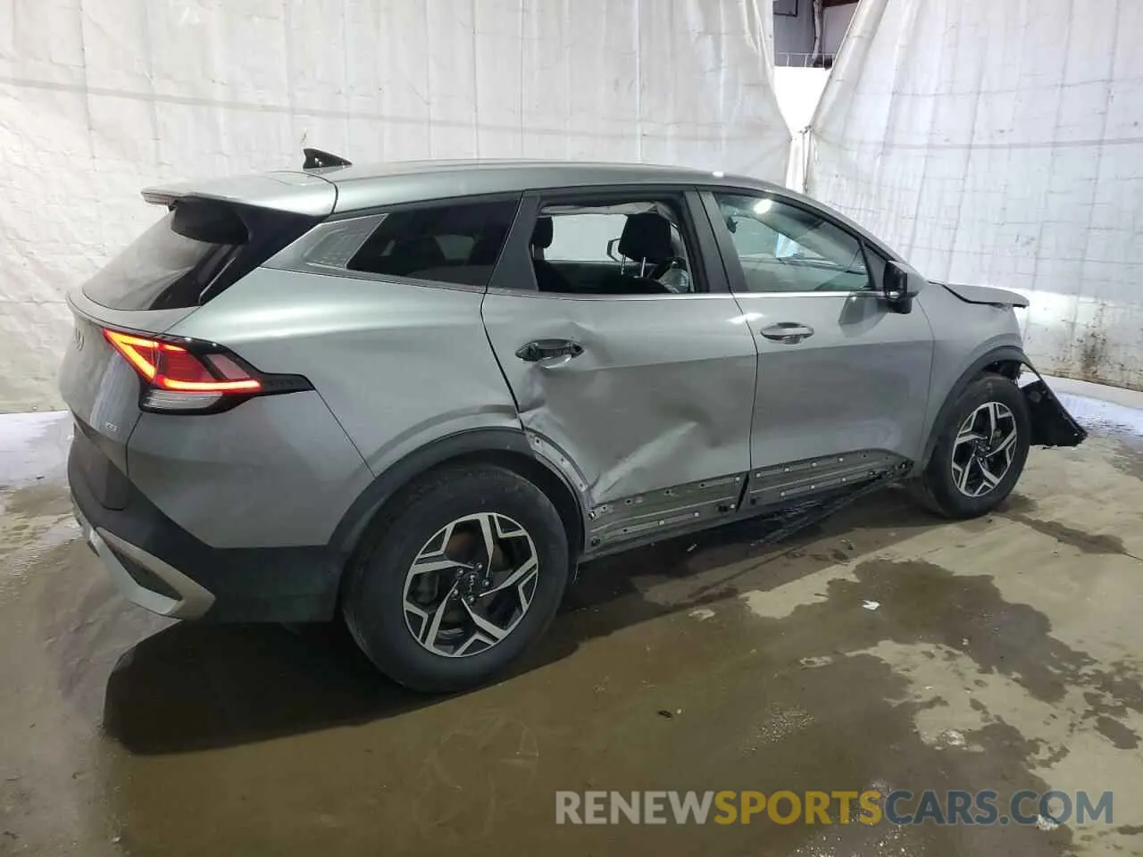 3 Photograph of a damaged car KNDPUCDF5R7306246 KIA SPORTAGE 2024