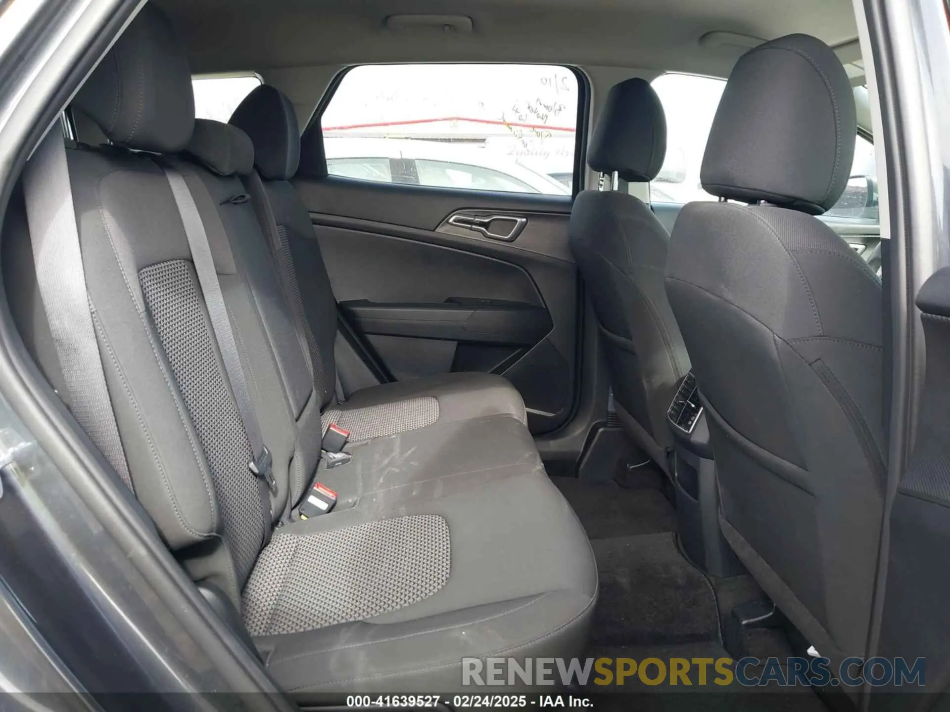 8 Фотография поврежденного автомобиля KNDPUCDFXR7308560 KIA SPORTAGE 2024