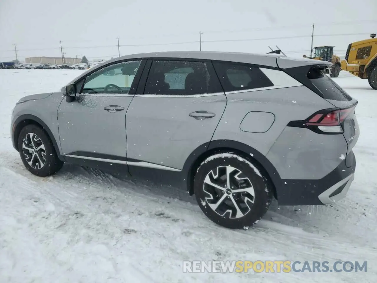 2 Photograph of a damaged car KNDPV3DF4R7270899 KIA SPORTAGE 2024