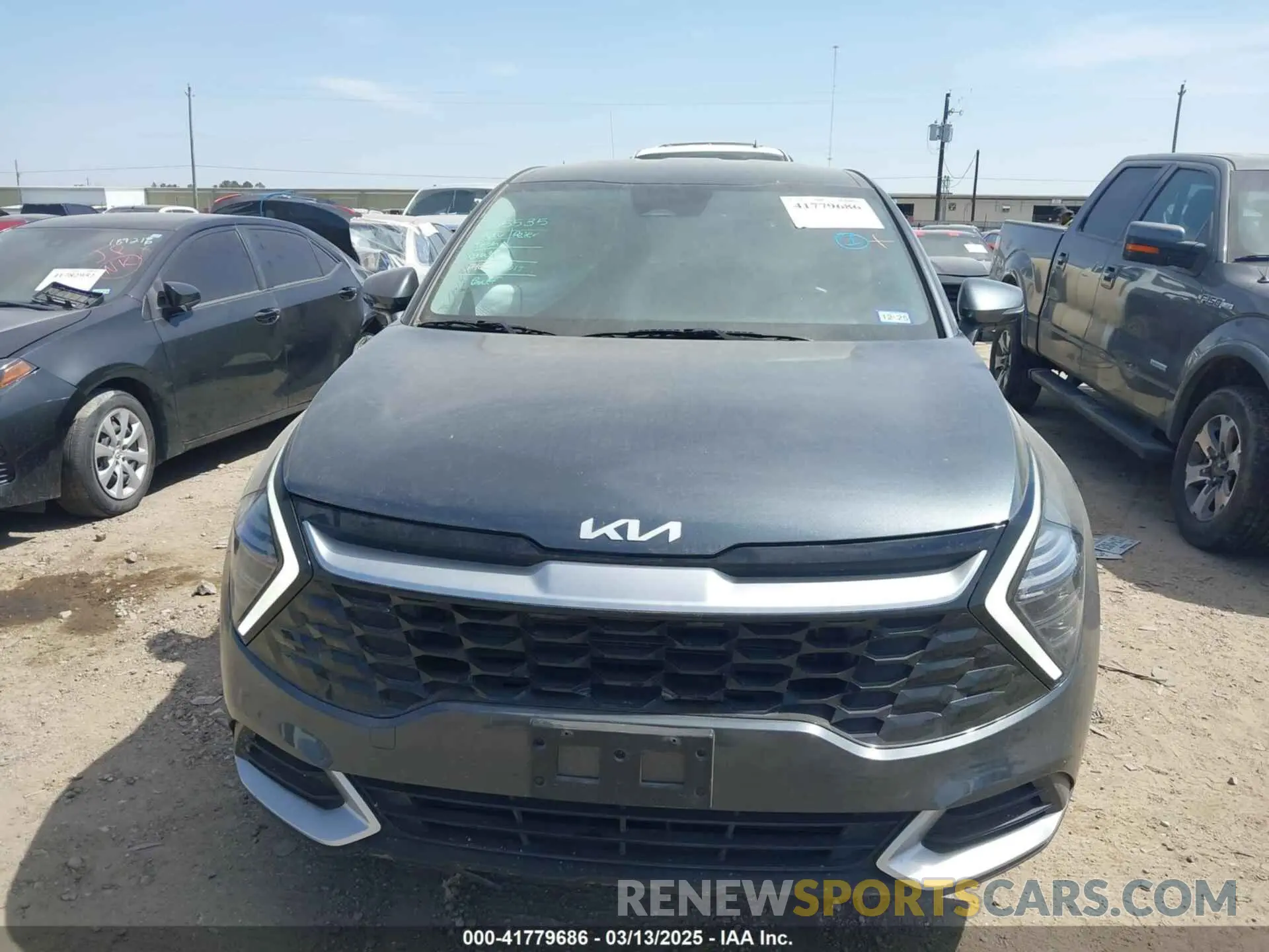 12 Фотография поврежденного автомобиля KNDPV3DF7R7243955 KIA SPORTAGE 2024