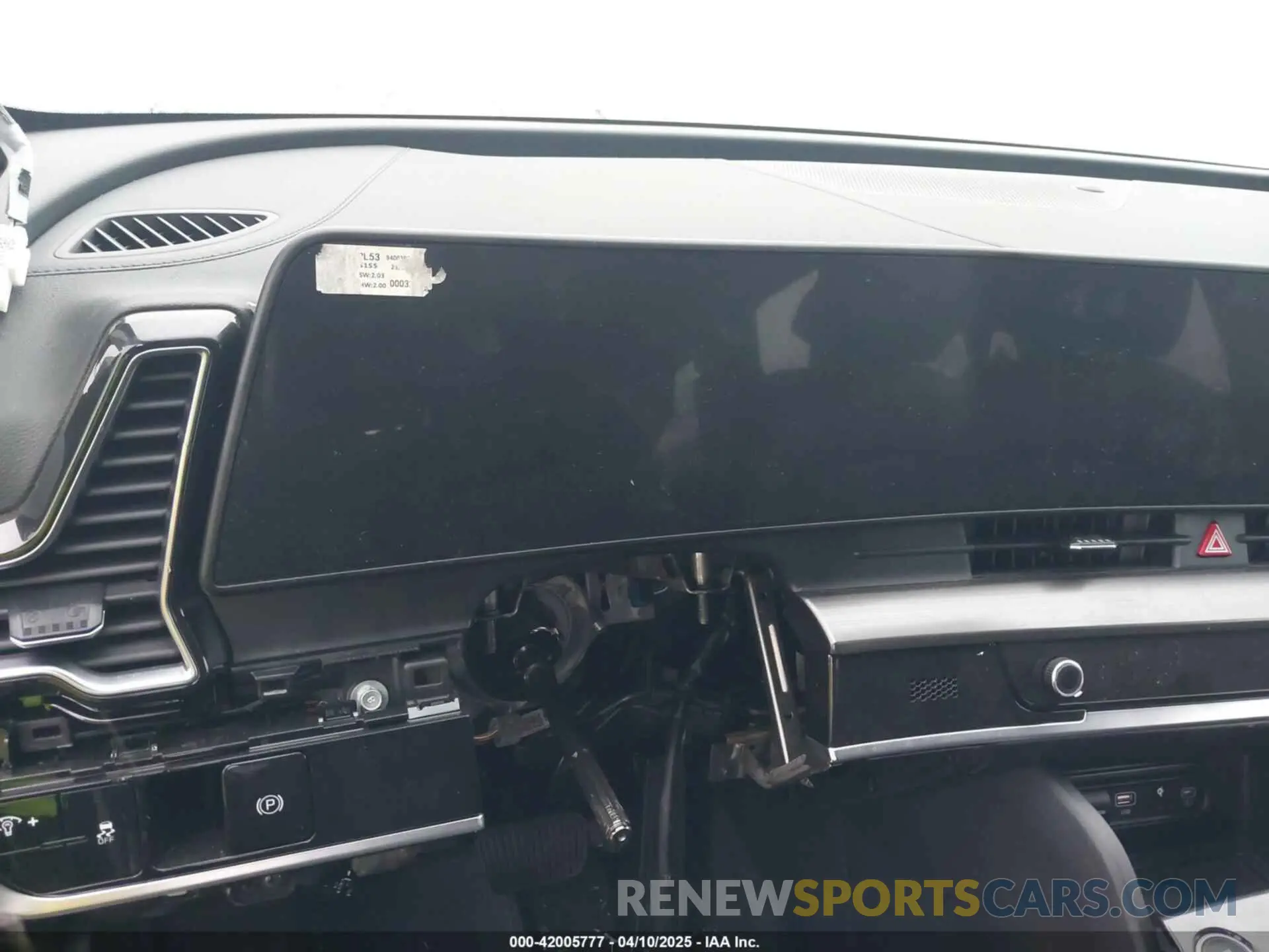 7 Photograph of a damaged car KNDPVCDF8R7268086 KIA SPORTAGE 2024