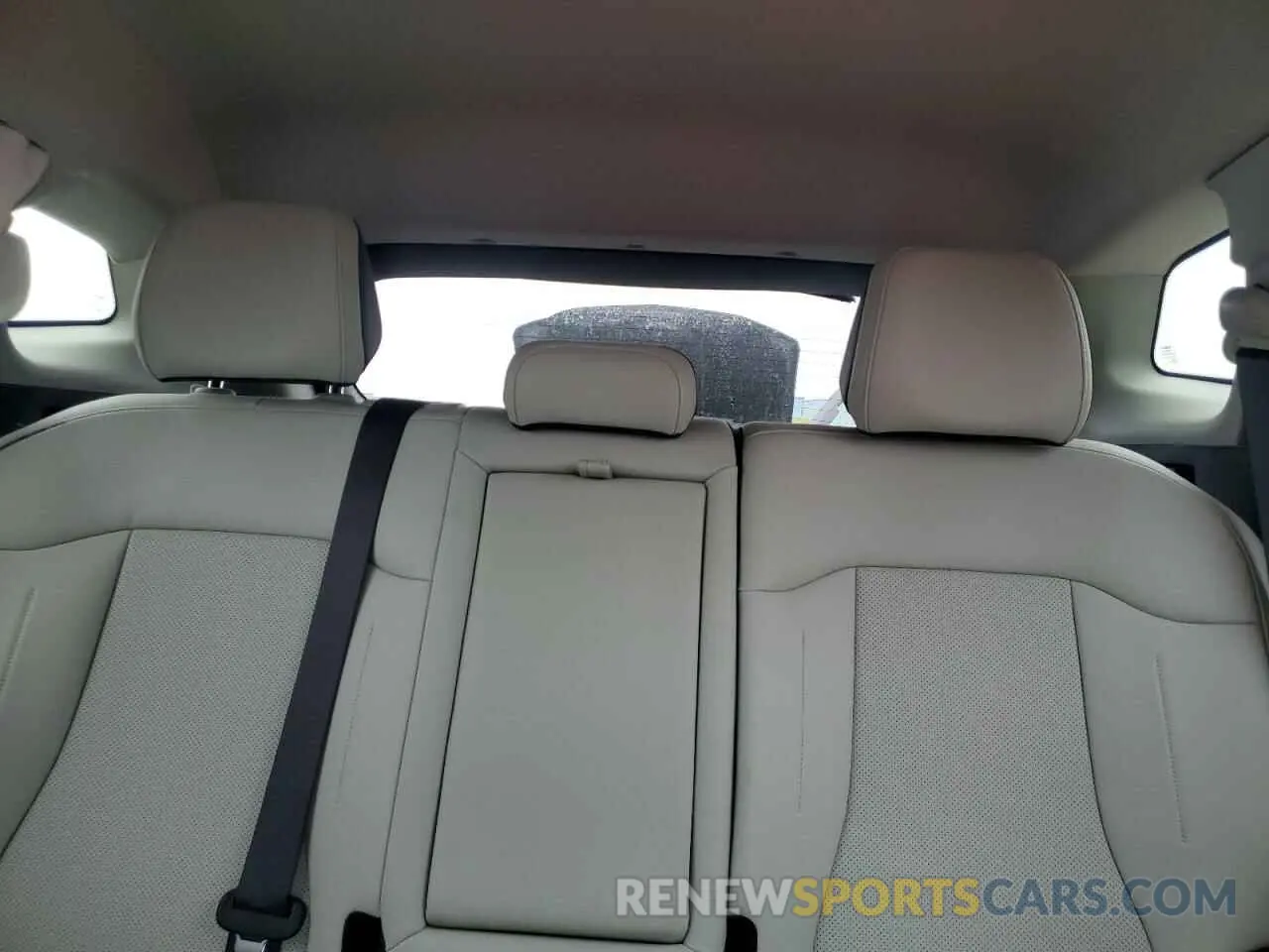 10 Photograph of a damaged car KNDPVCDG7R7156047 KIA SPORTAGE 2024