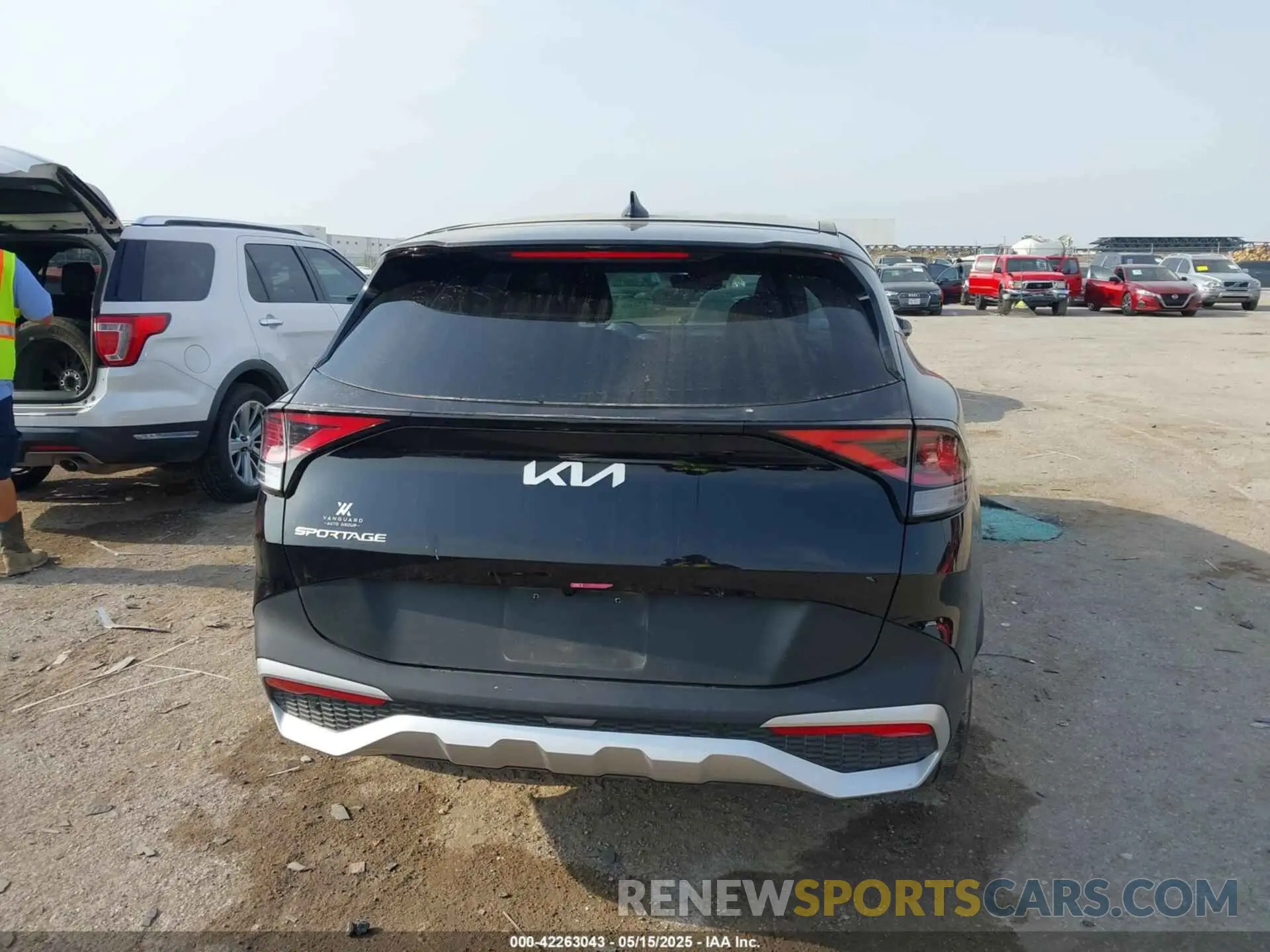 15 Фотография поврежденного автомобиля 5XYK33DF3SG244075 KIA SPORTAGE 2025