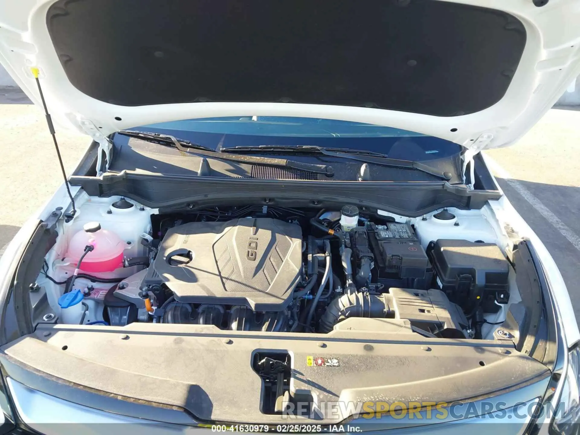 10 Photograph of a damaged car 5XYK43DF1SG264614 KIA SPORTAGE 2025