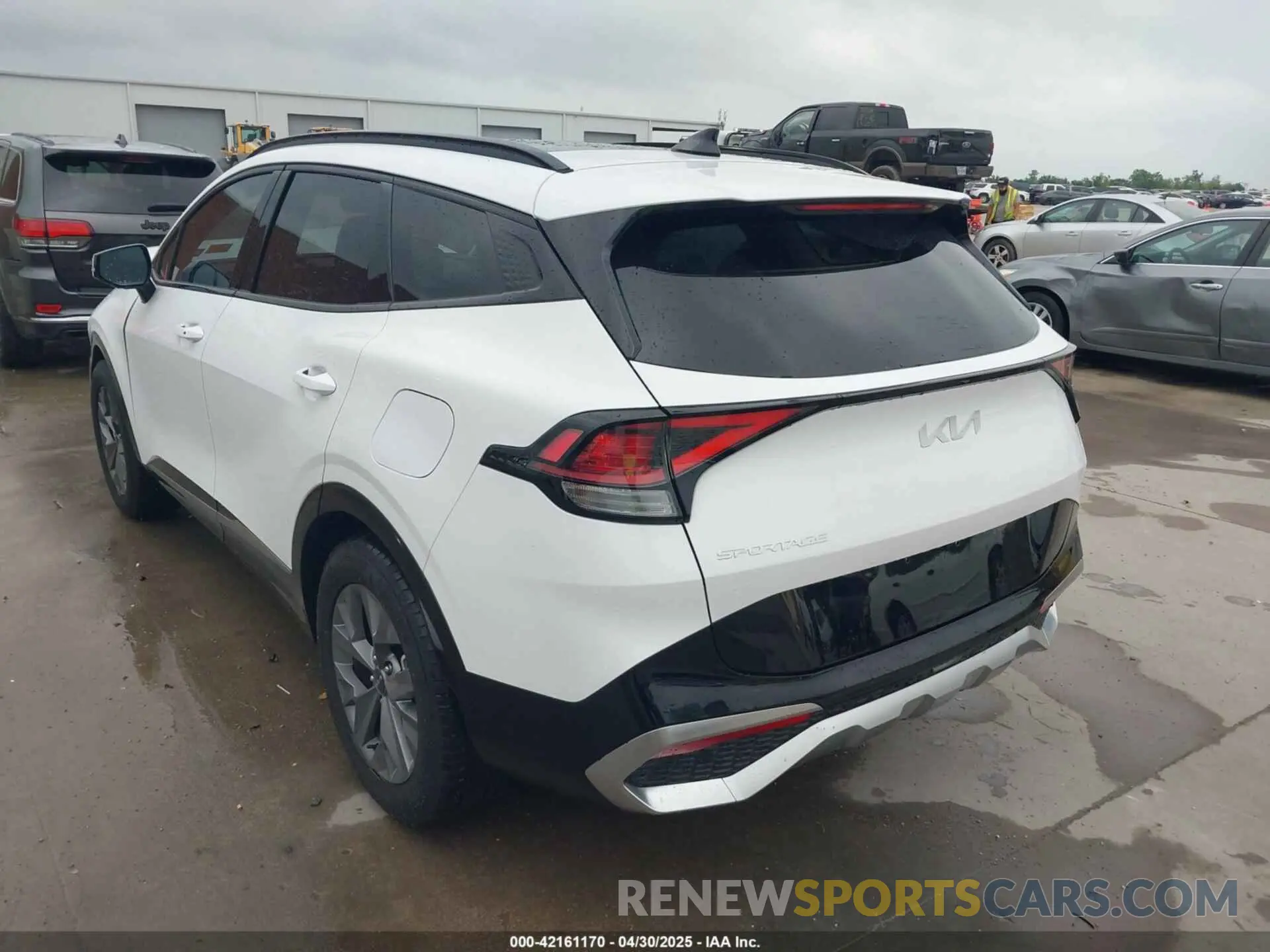 3 Photograph of a damaged car 5XYK43DF9SG295349 KIA SPORTAGE 2025