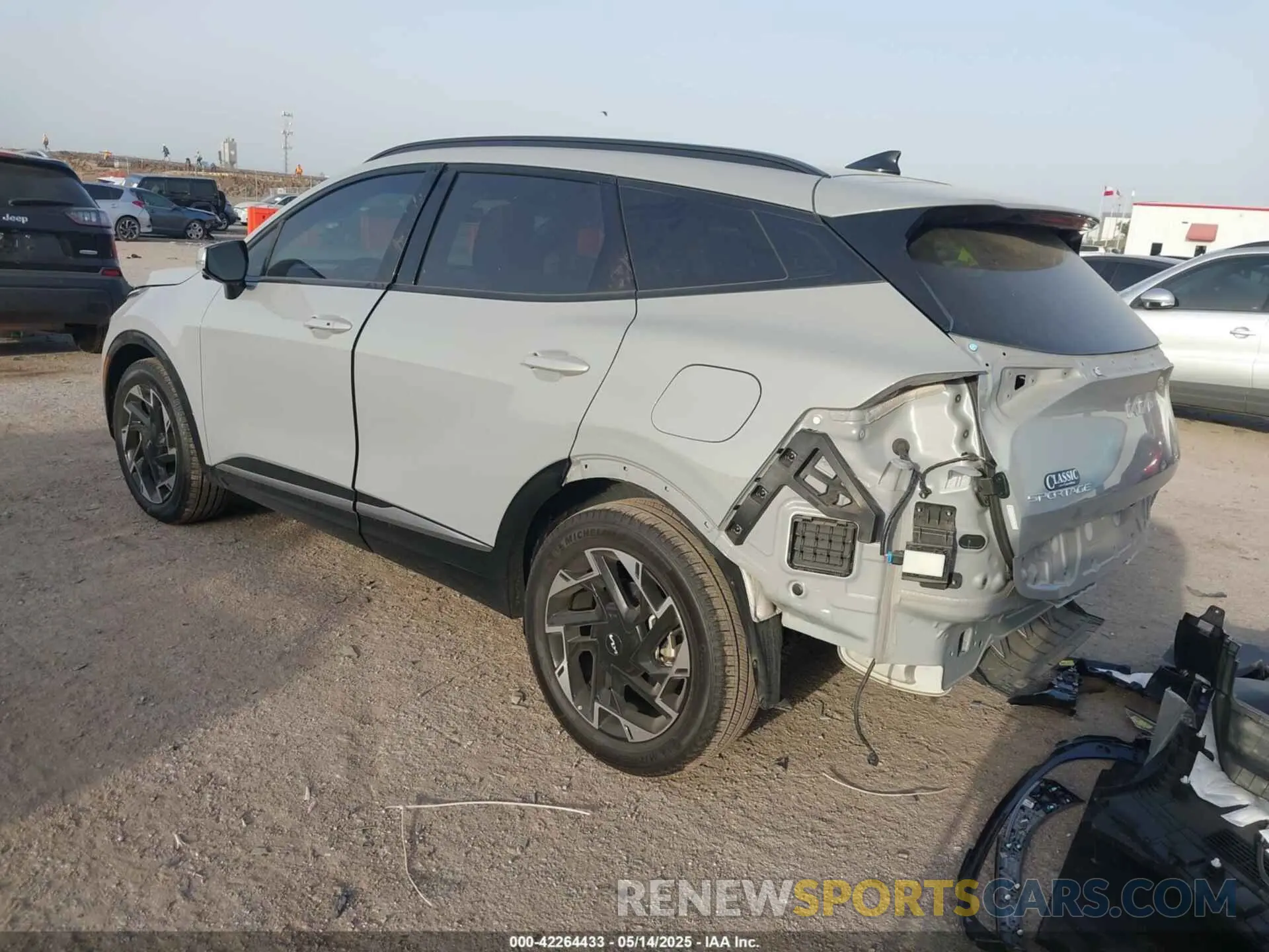 3 Photograph of a damaged car 5XYK53DF4SG237100 KIA SPORTAGE 2025