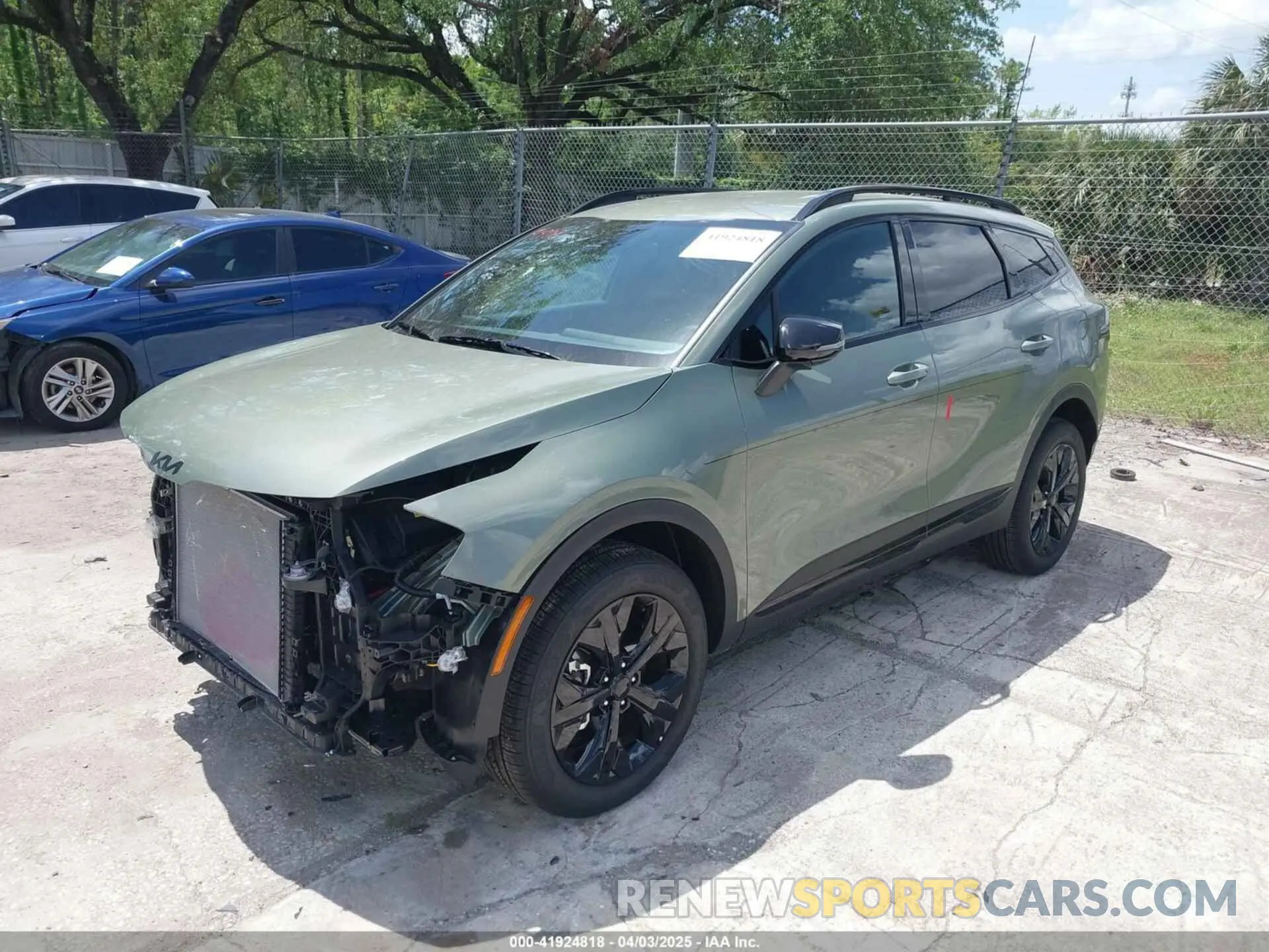 2 Photograph of a damaged car 5XYK6CDF9SG247327 KIA SPORTAGE 2025