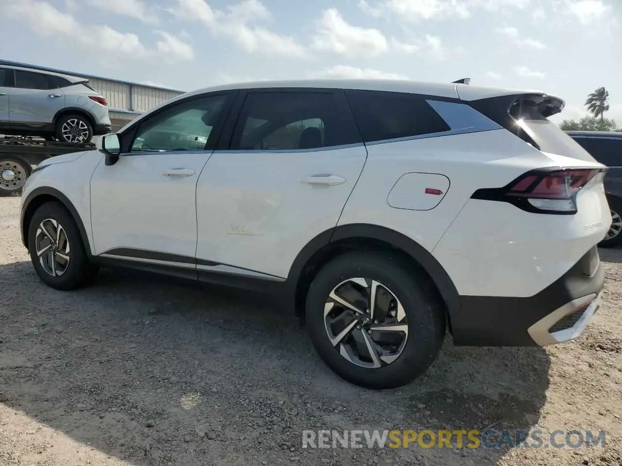 2 Photograph of a damaged car KNDPU3DG0S7204884 KIA SPORTAGE 2025