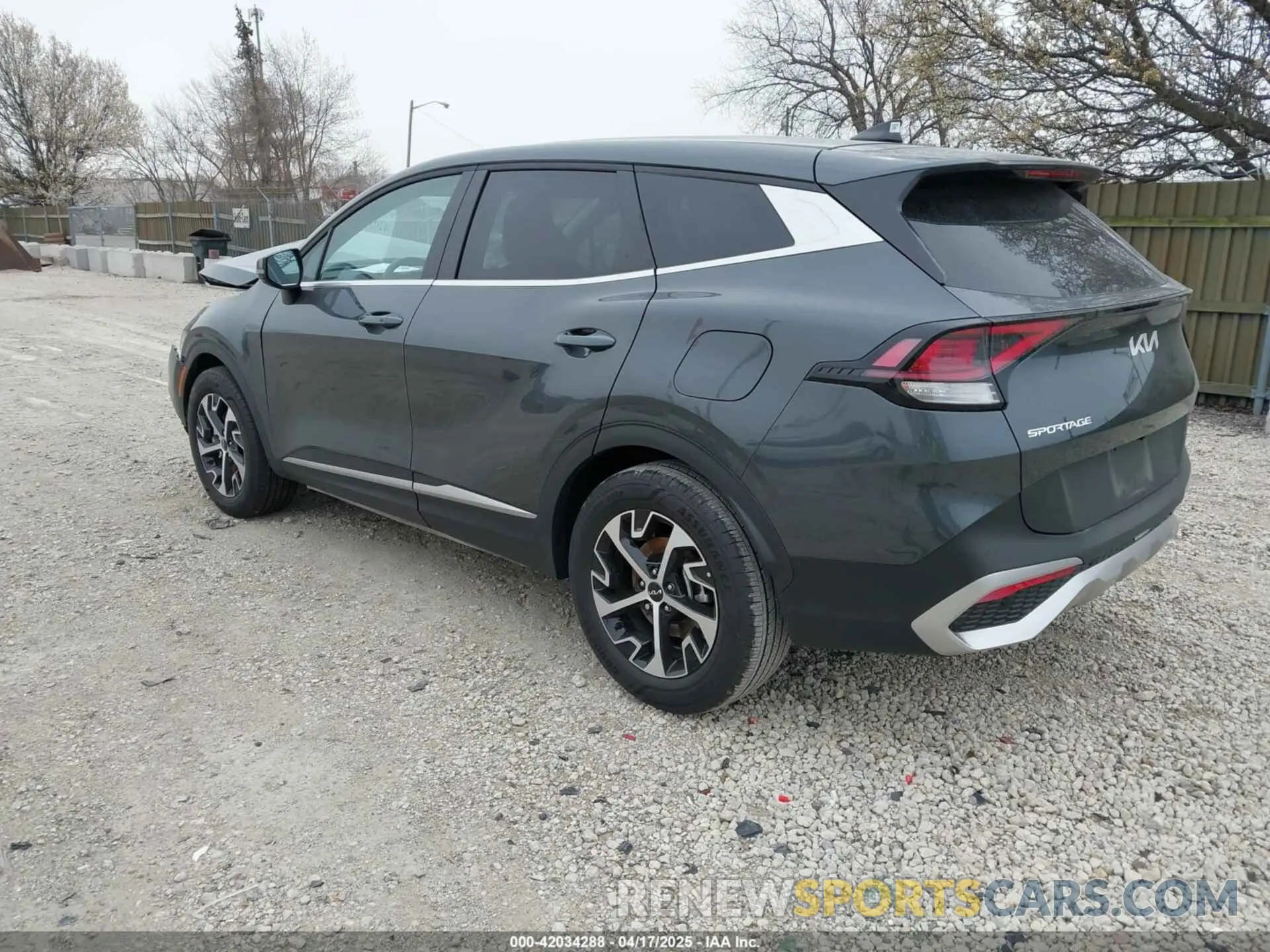 3 Фотография поврежденного автомобиля KNDPV3DF4S7341752 KIA SPORTAGE 2025