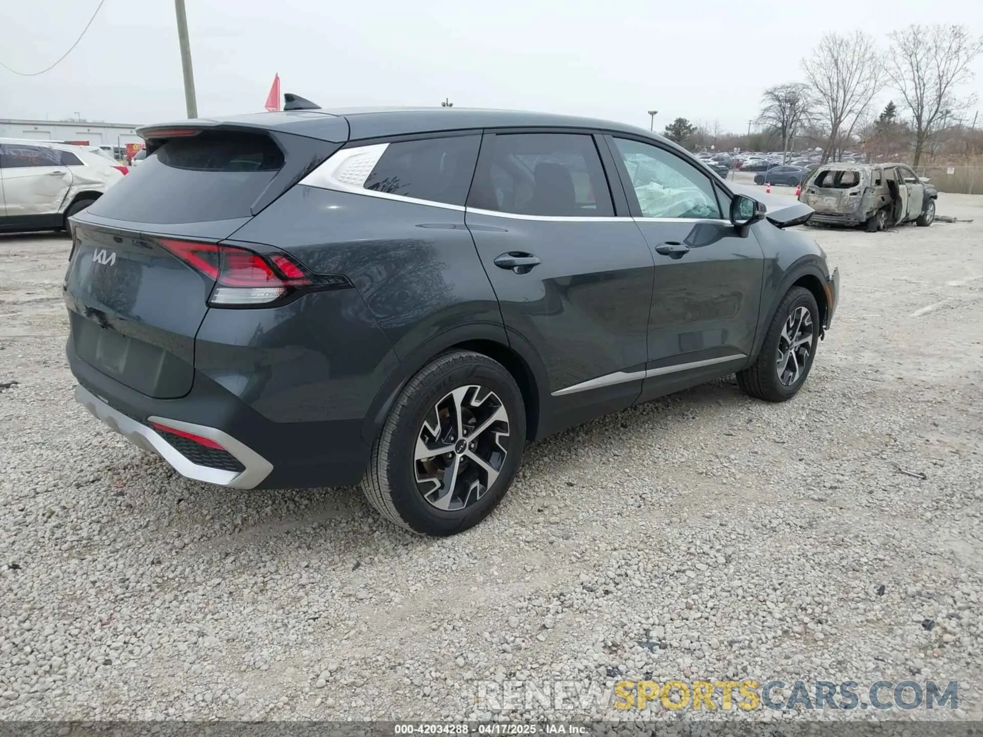 4 Фотография поврежденного автомобиля KNDPV3DF4S7341752 KIA SPORTAGE 2025