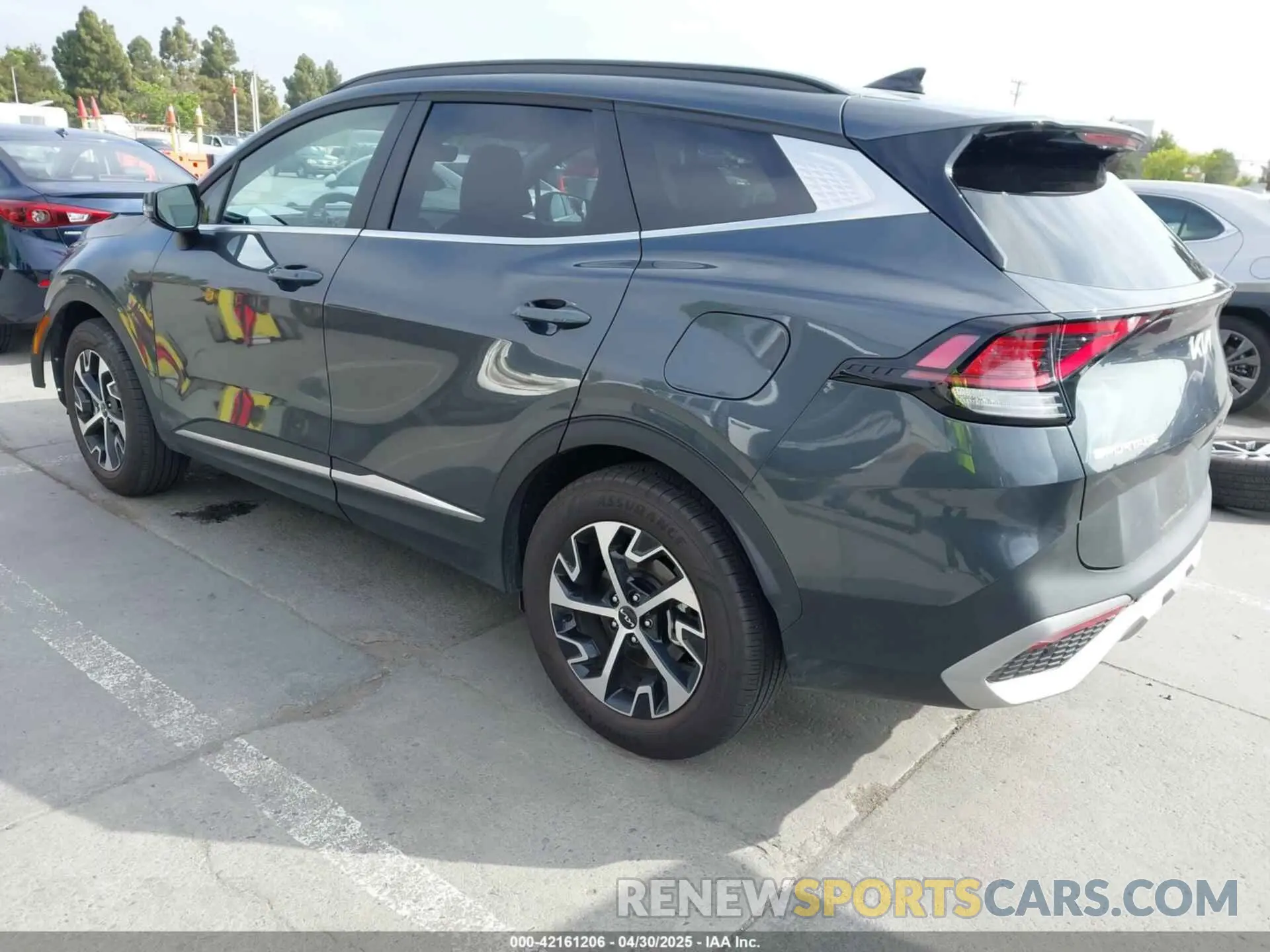3 Фотография поврежденного автомобиля KNDPV3DF6S7334544 KIA SPORTAGE 2025