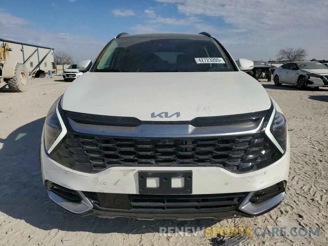 5 Photograph of a damaged car KNDPXCDG1S7177587 KIA SPORTAGE 2025