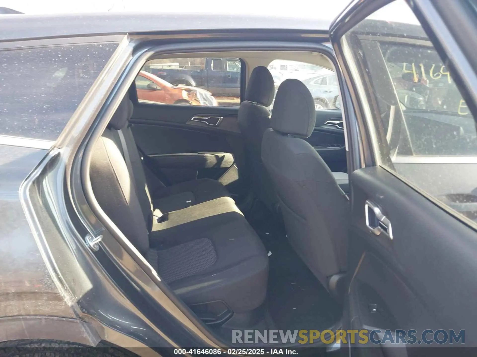 8 Фотография поврежденного автомобиля KNDPUCAG4P7039689 KIA SPORTAGE HYBRID 2023
