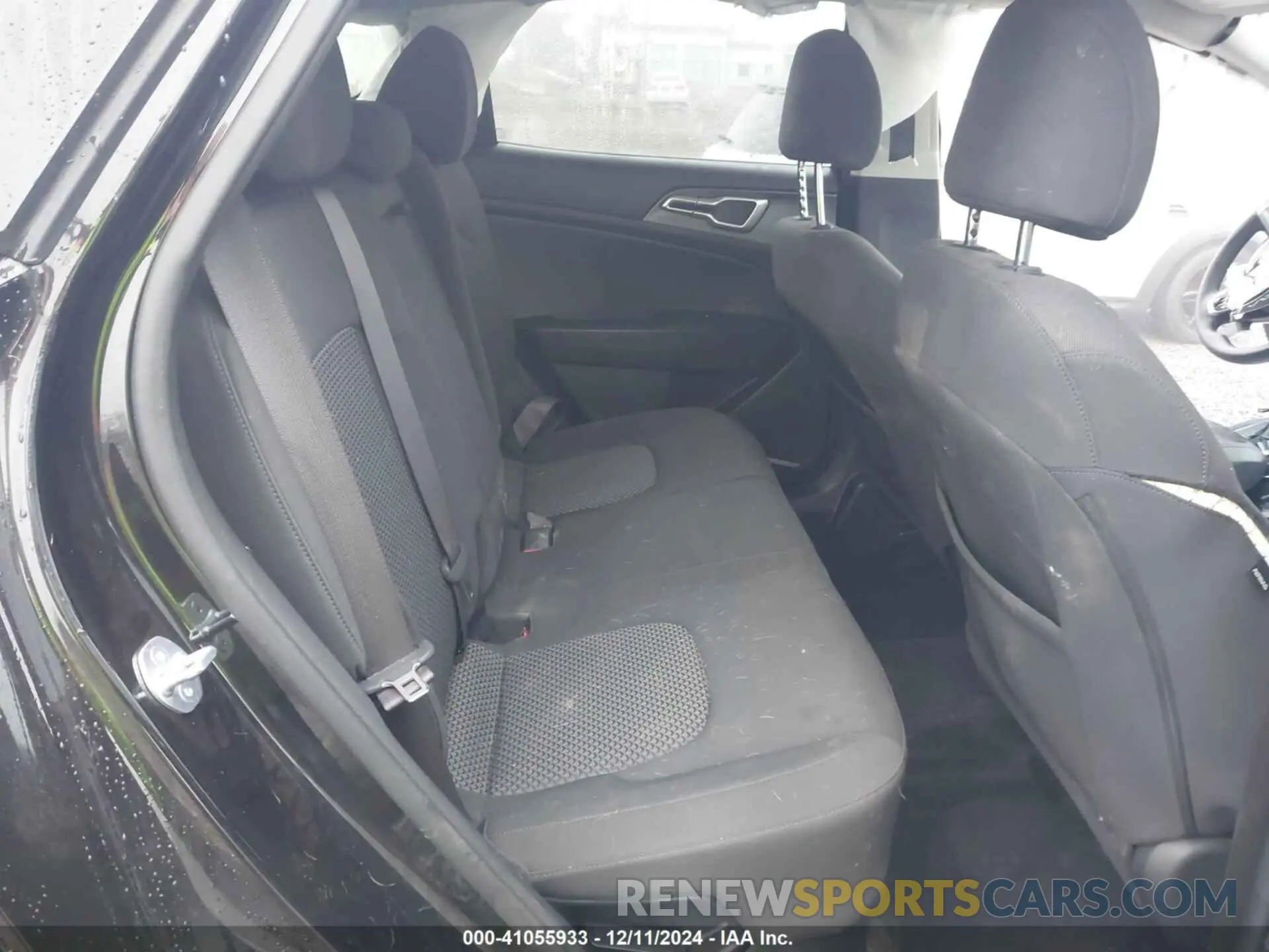 8 Фотография поврежденного автомобиля KNDPUCAG6P7104154 KIA SPORTAGE HYBRID 2023