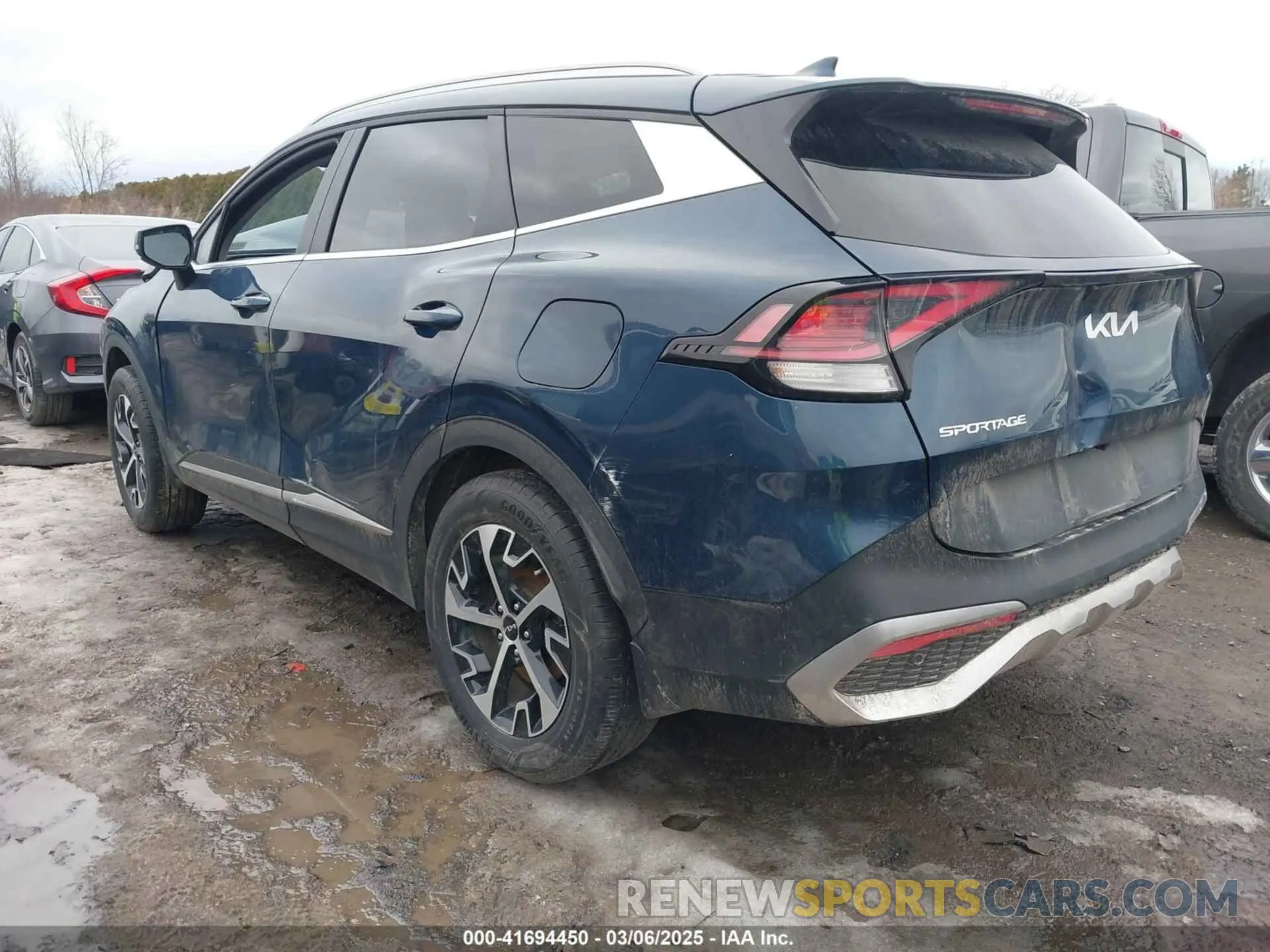 3 Фотография поврежденного автомобиля KNDPVCAG6P7033549 KIA SPORTAGE HYBRID 2023