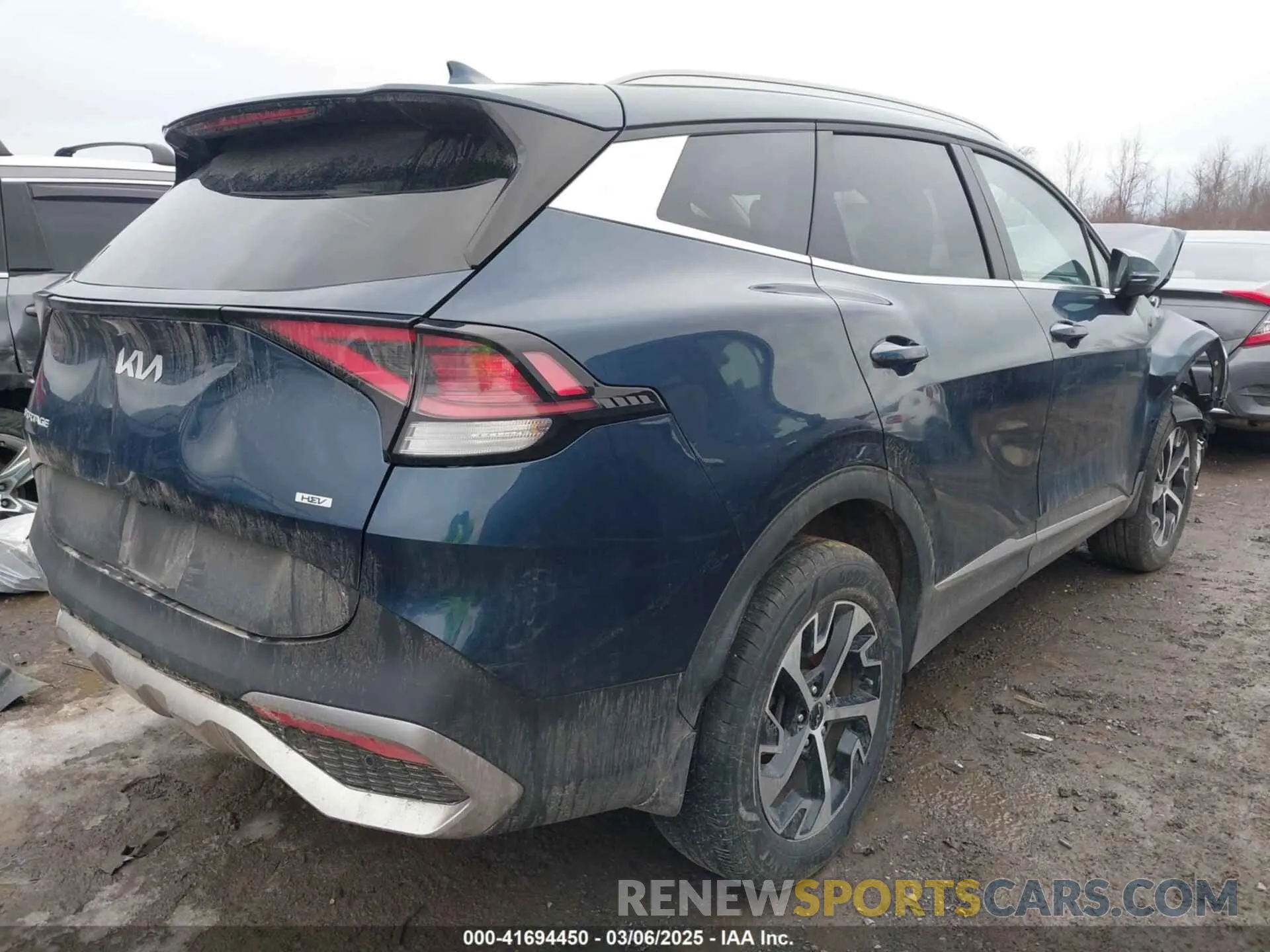 4 Фотография поврежденного автомобиля KNDPVCAG6P7033549 KIA SPORTAGE HYBRID 2023
