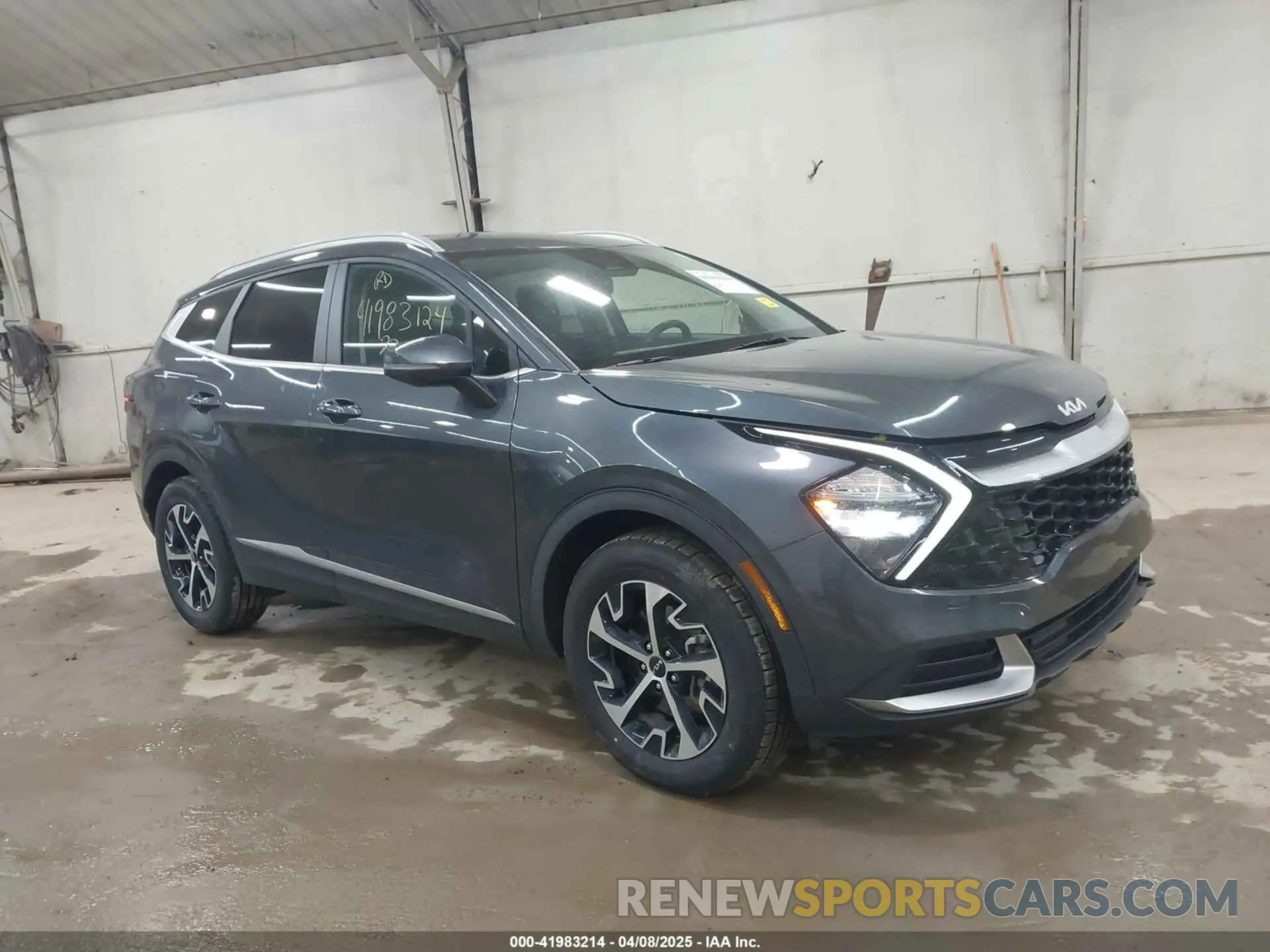 1 Фотография поврежденного автомобиля KNDPVCAG7P7069833 KIA SPORTAGE HYBRID 2023