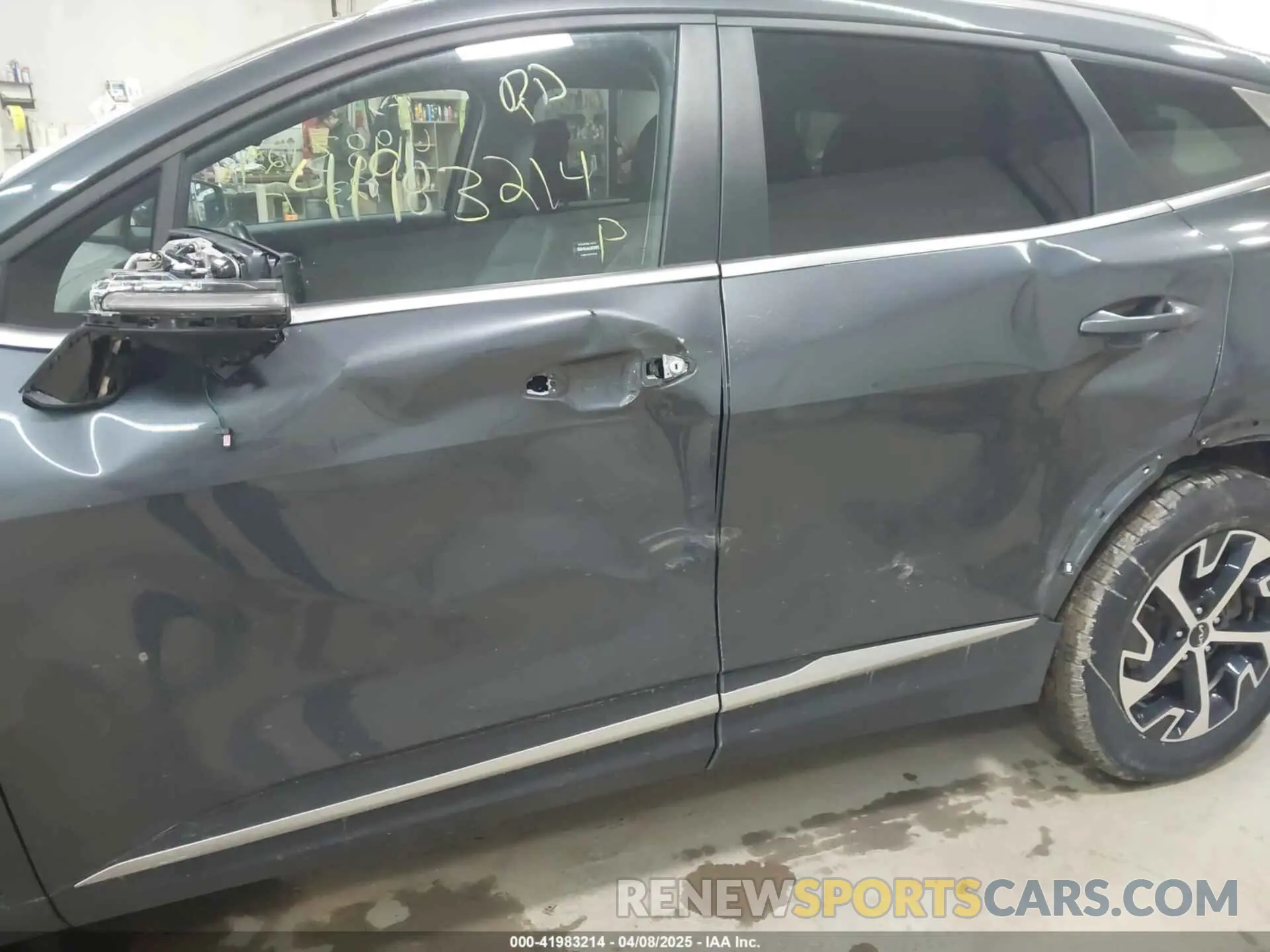 6 Фотография поврежденного автомобиля KNDPVCAG7P7069833 KIA SPORTAGE HYBRID 2023