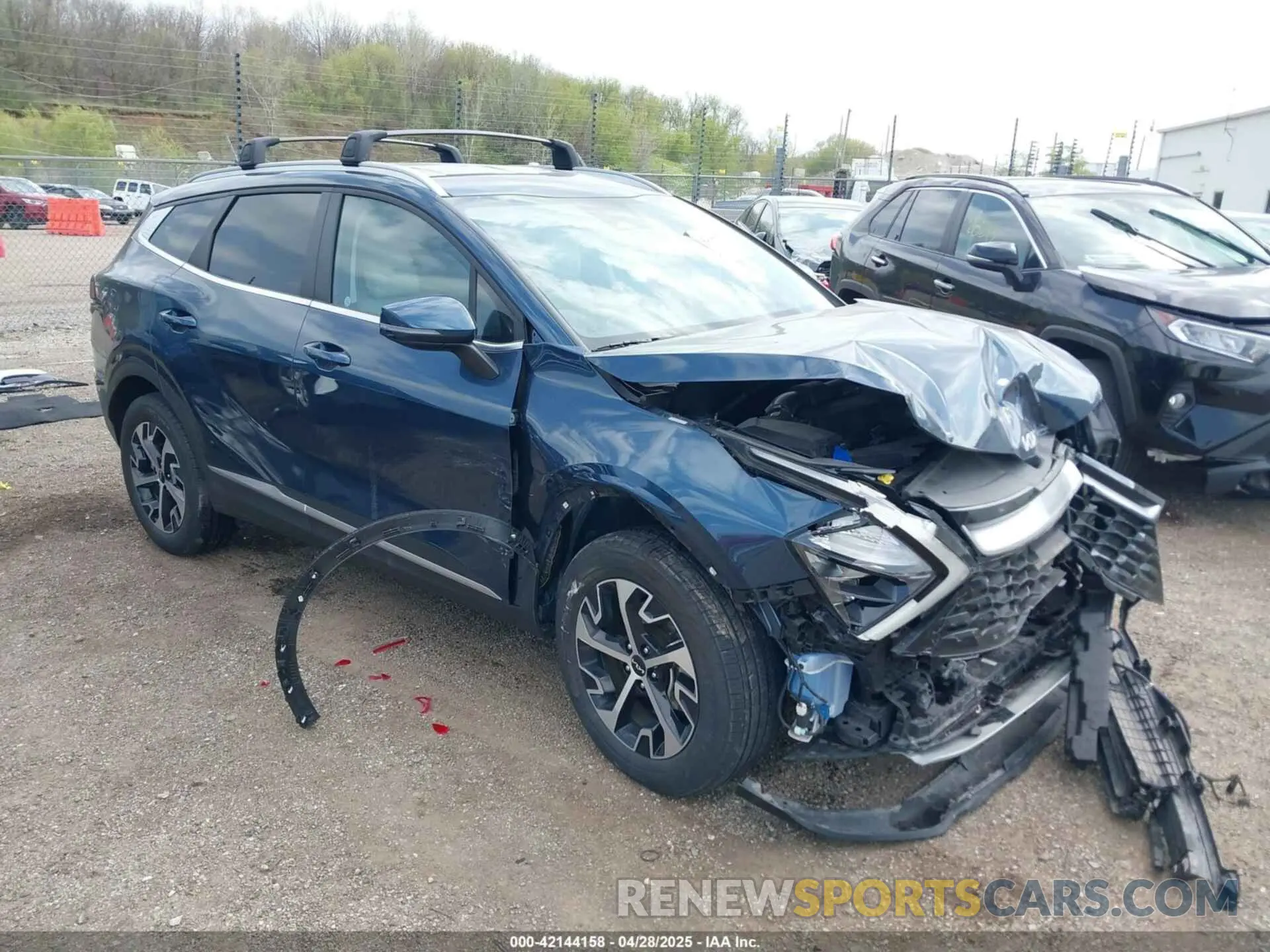 1 Photograph of a damaged car KNDPVCAGXP7104090 KIA SPORTAGE HYBRID 2023