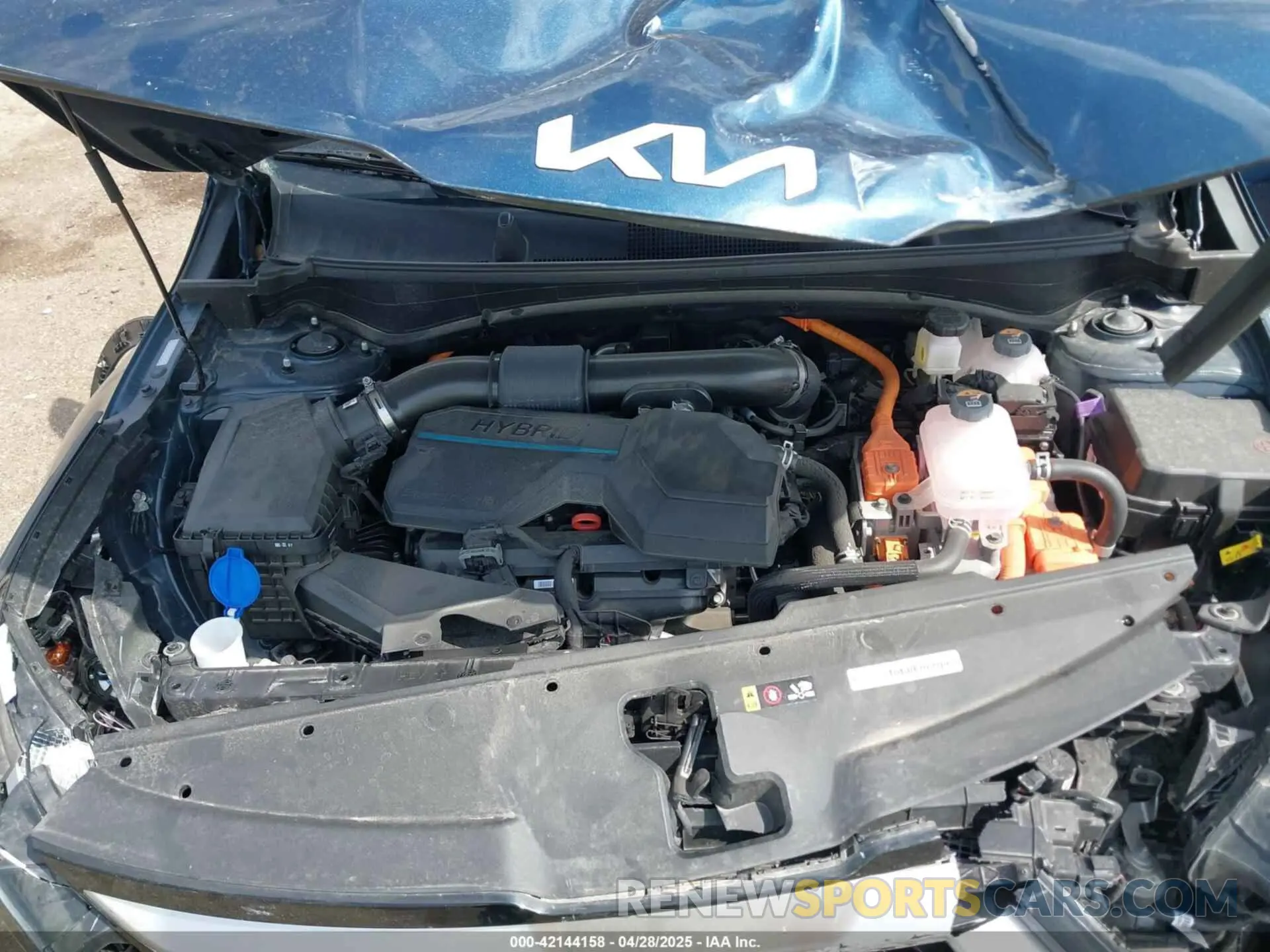 10 Photograph of a damaged car KNDPVCAGXP7104090 KIA SPORTAGE HYBRID 2023