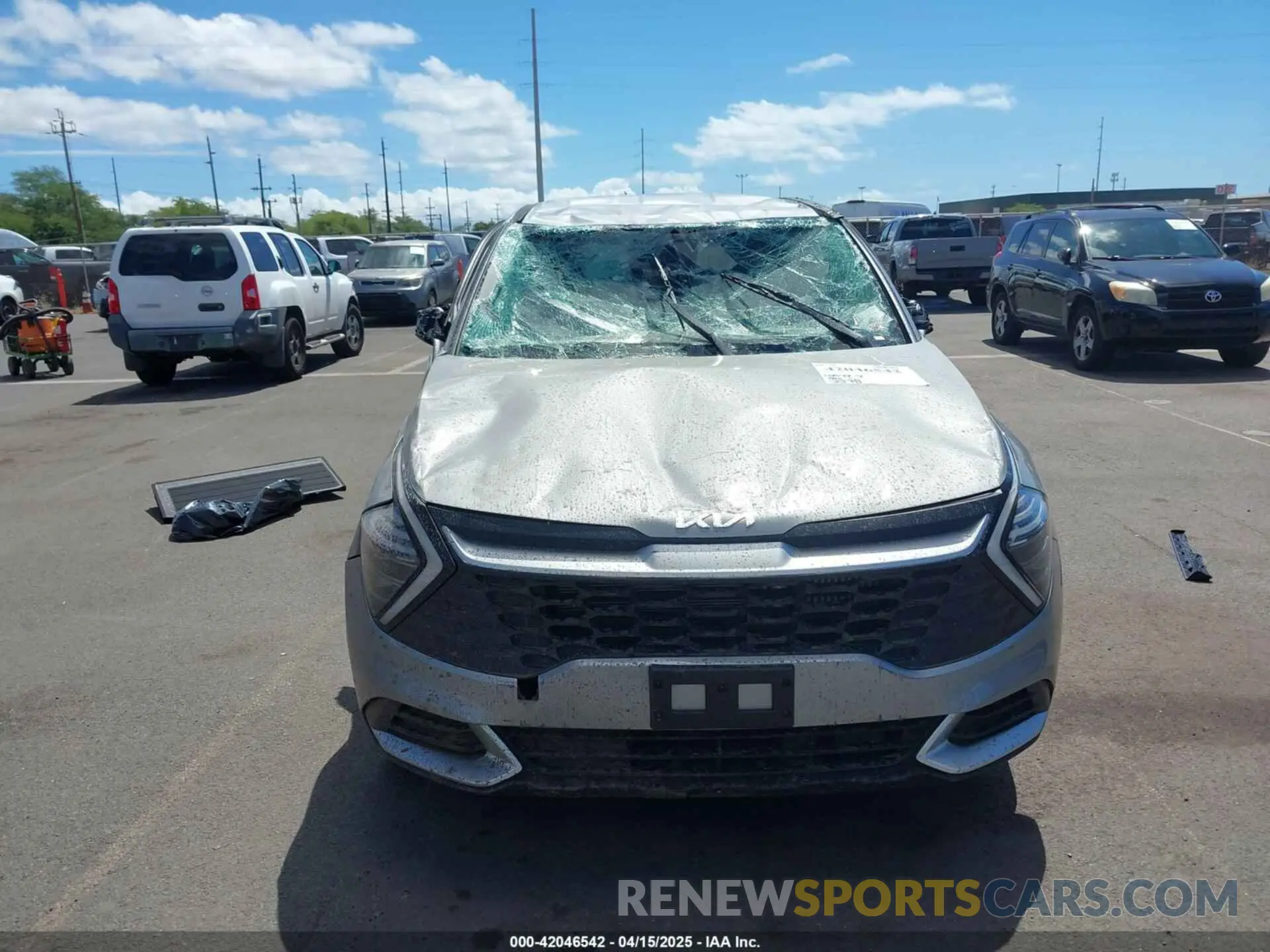 13 Photograph of a damaged car KNDPU3DG0R7173582 KIA SPORTAGE HYBRID 2024