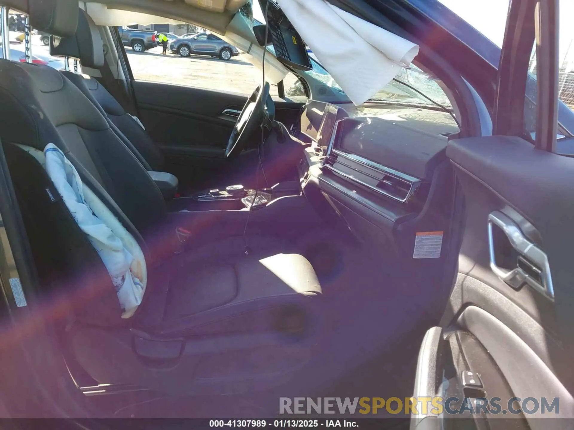 5 Photograph of a damaged car KNDPVCDG9R7173657 KIA SPORTAGE HYBRID 2024