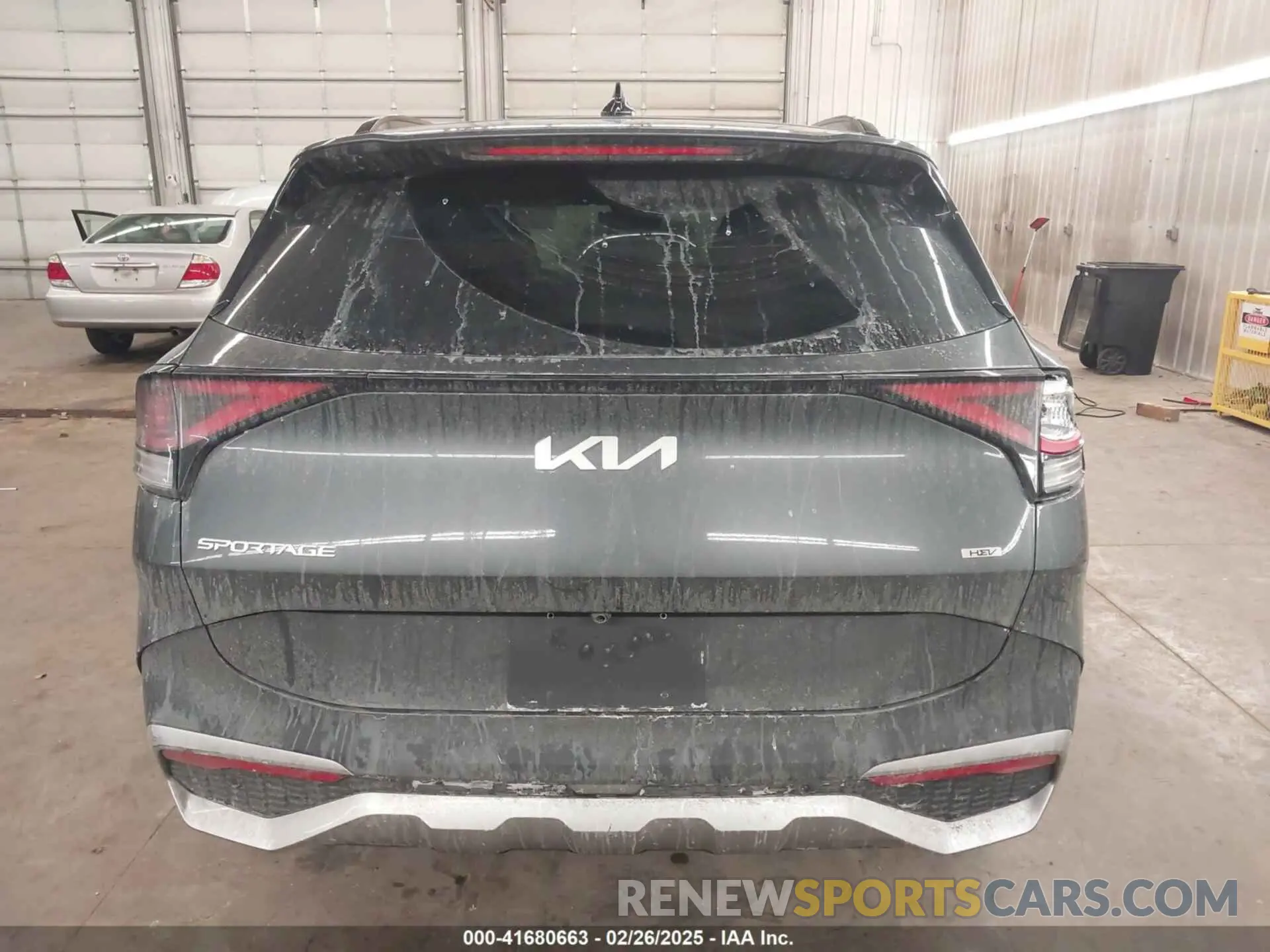 17 Фотография поврежденного автомобиля KNDPVCDGXR7162828 KIA SPORTAGE HYBRID 2024
