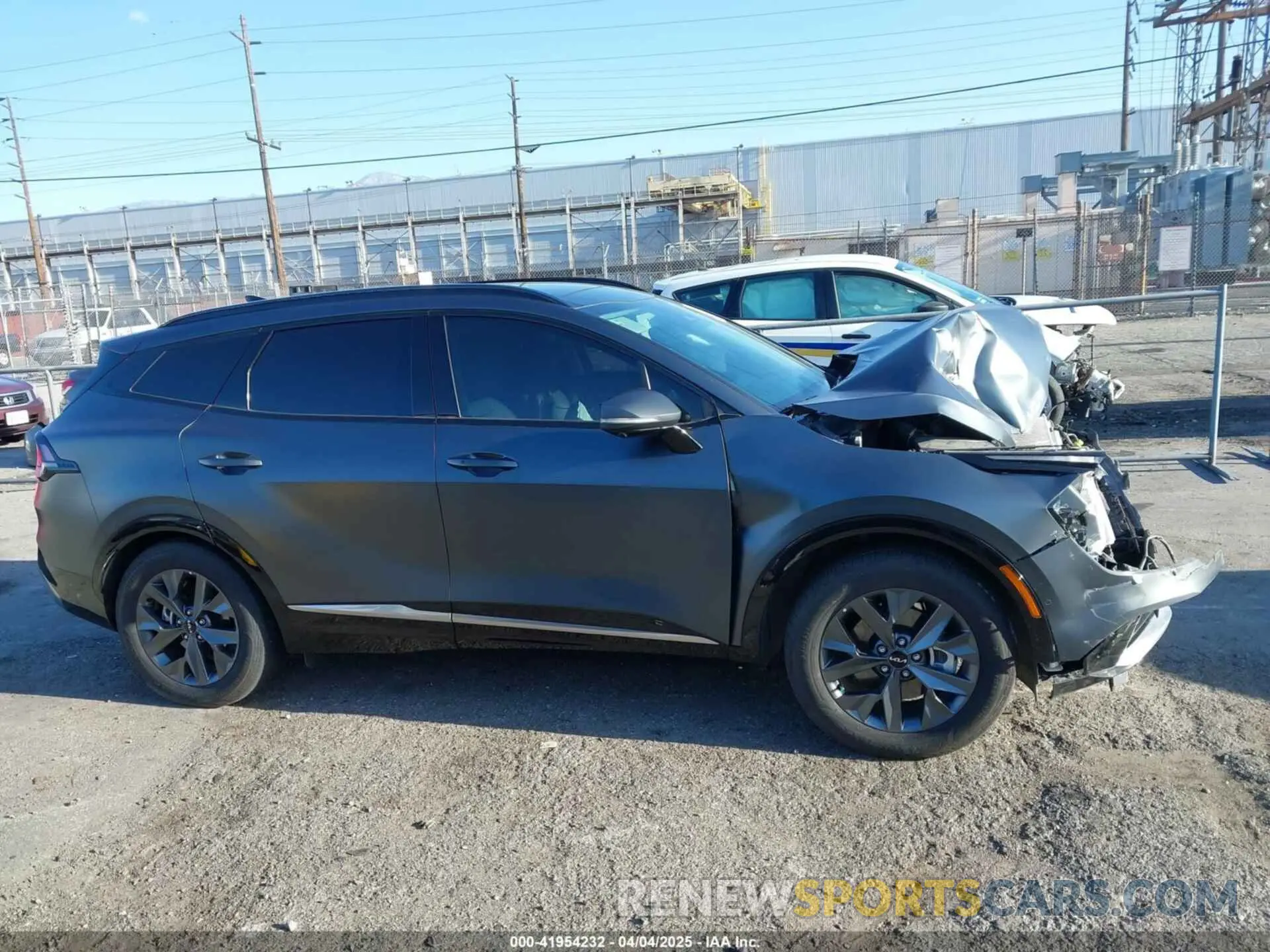 13 Фотография поврежденного автомобиля KNDPXCDG5R7133117 KIA SPORTAGE HYBRID 2024