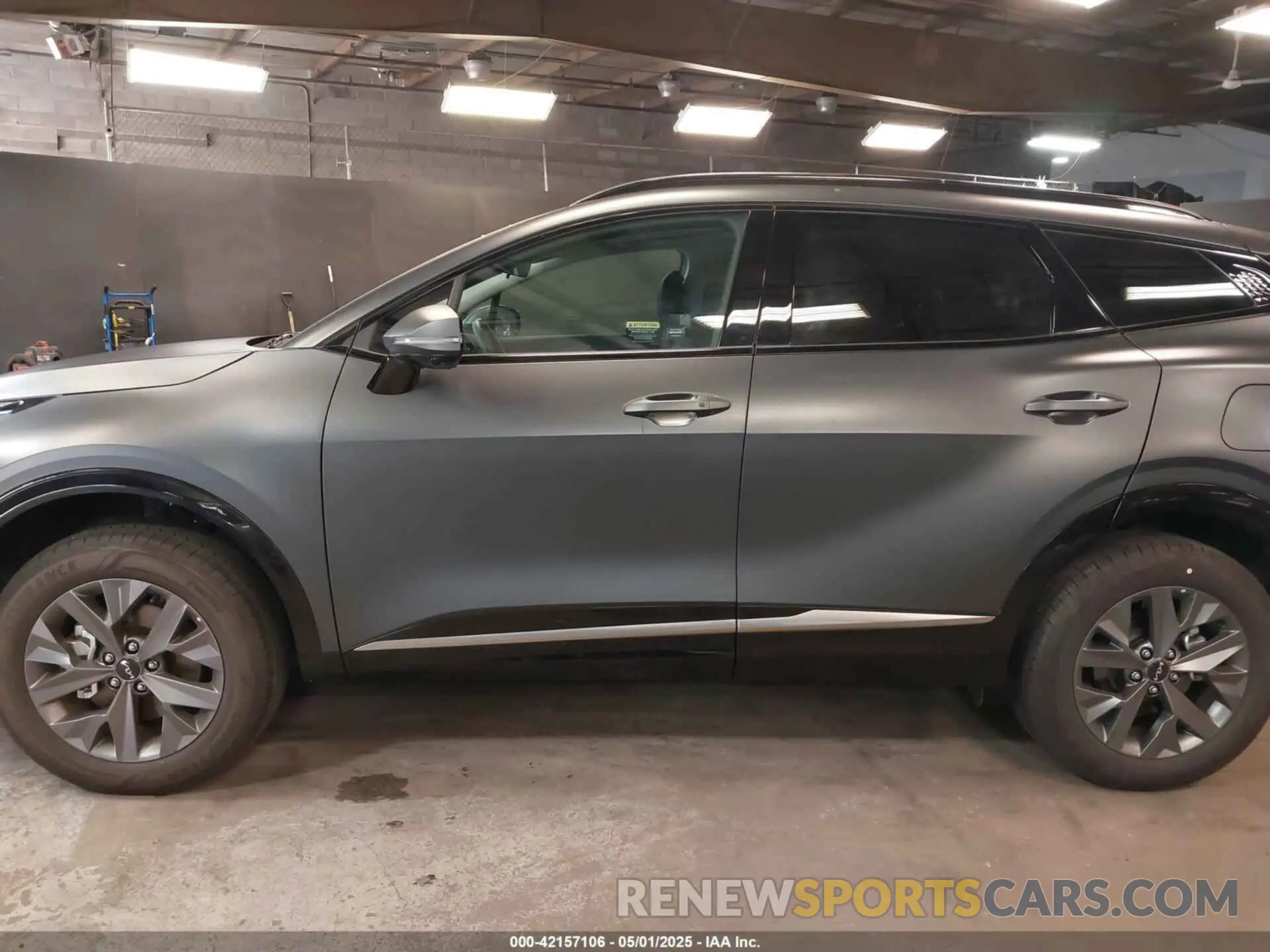 14 Фотография поврежденного автомобиля KNDPXCDG9S7190801 KIA SPORTAGE HYBRID 2025