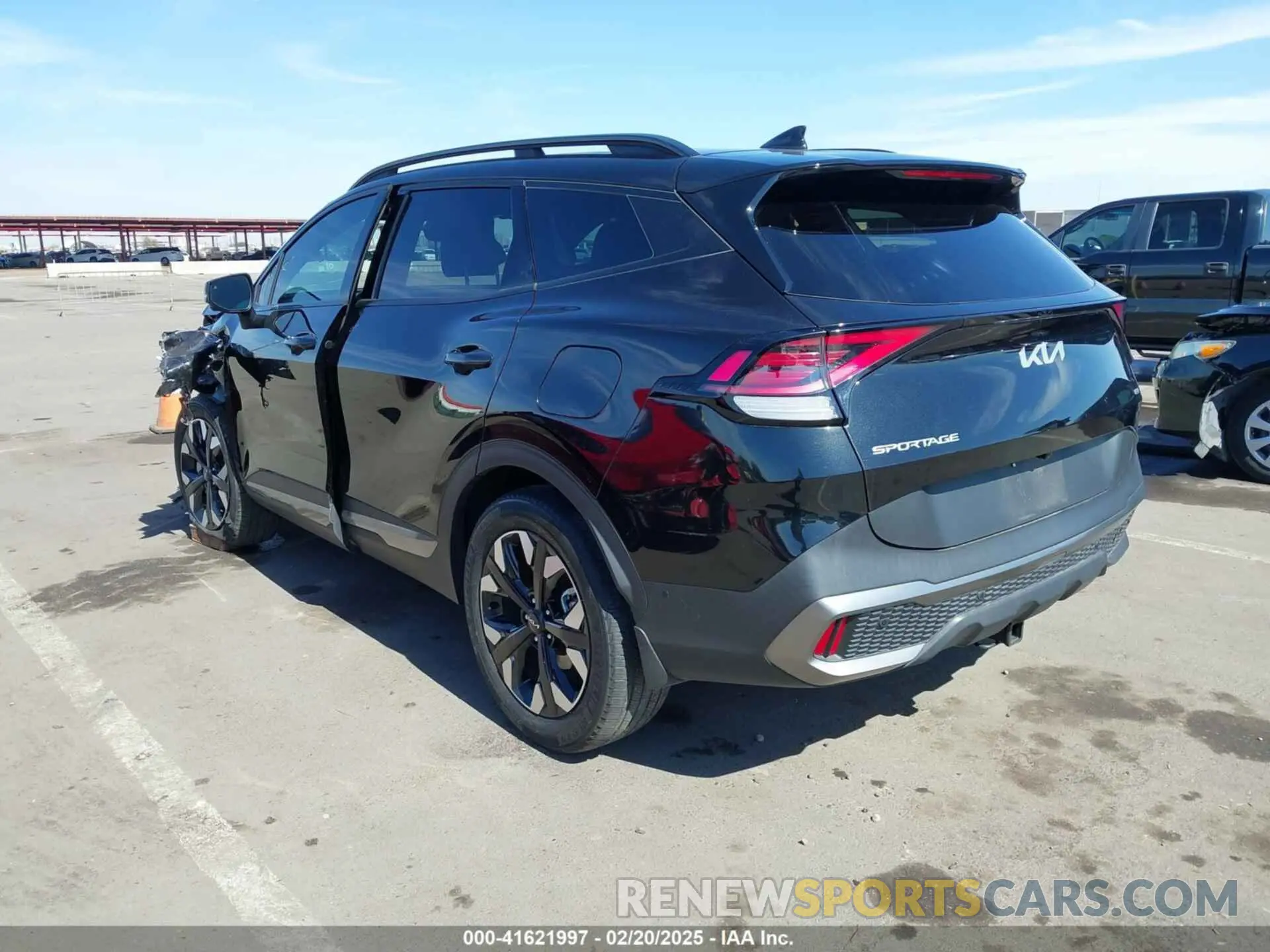 3 Фотография поврежденного автомобиля KNDPZDAHXP7049353 KIA SPORTAGE PLUG-IN HYBRID 2023