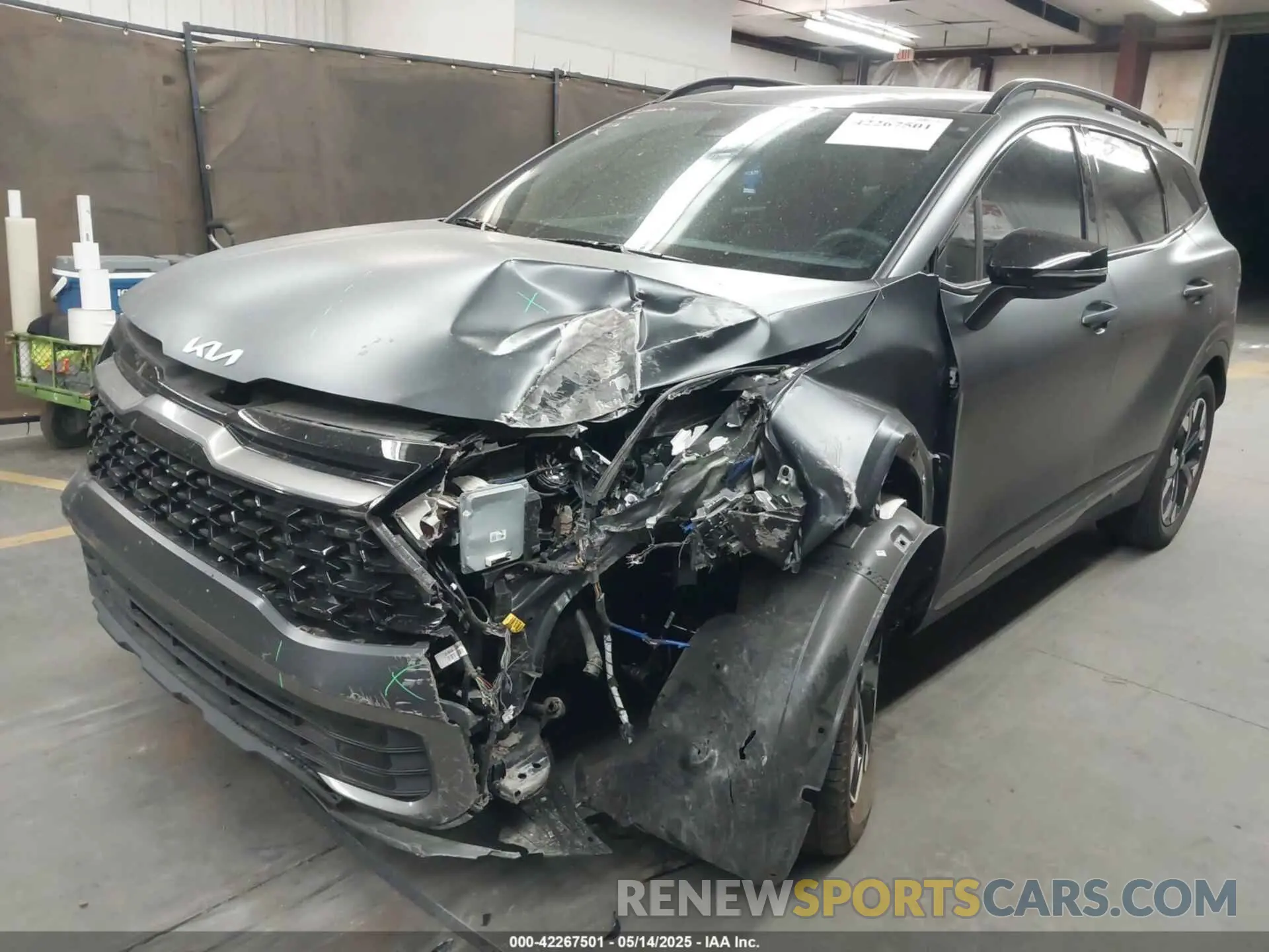 2 Photograph of a damaged car KNDPYDDH6R7171256 KIA SPORTAGE PLUG-IN HYBRID 2024