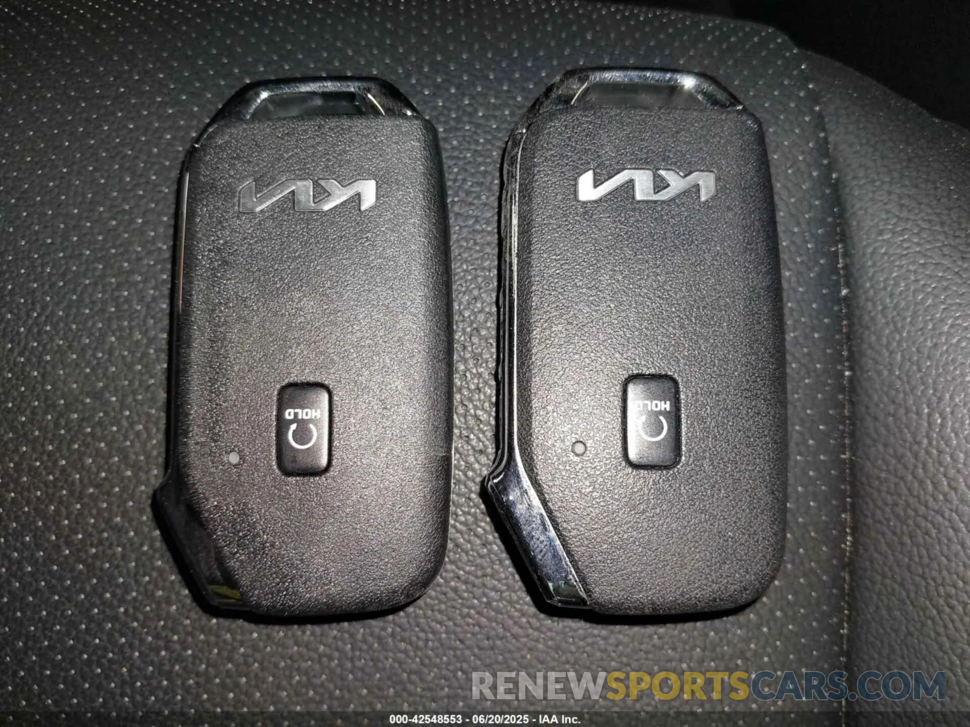 11 Фотография поврежденного автомобиля KNDPYDDH2S7187251 KIA SPORTAGE PLUG-IN HYBRID 2025