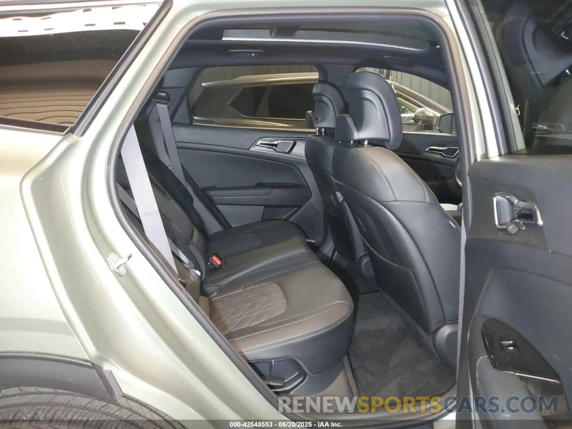8 Фотография поврежденного автомобиля KNDPYDDH2S7187251 KIA SPORTAGE PLUG-IN HYBRID 2025