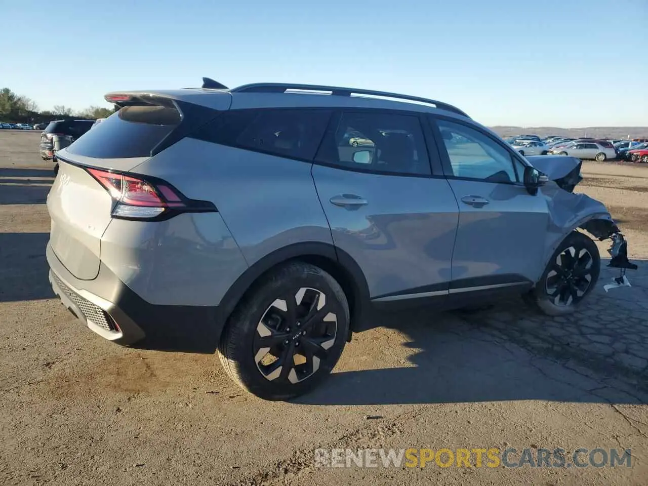 3 Photograph of a damaged car 5XYK6CAF7PG027440 KIA SPORTAGE X 2023