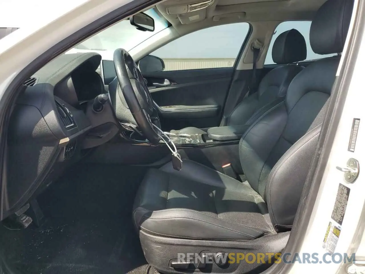 7 Photograph of a damaged car KNAE15LA1K6052108 KIA STINGER 2019