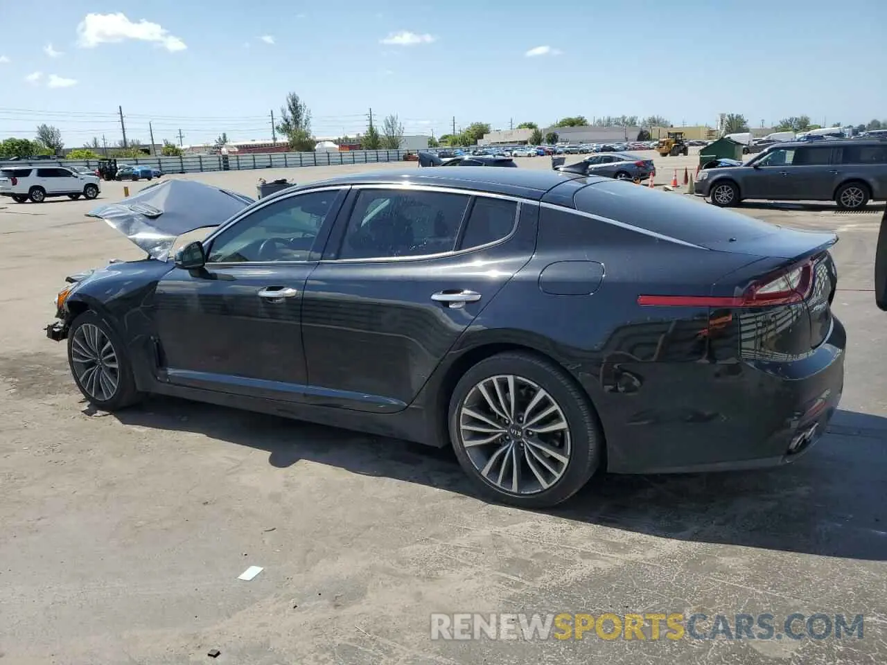 2 Фотография поврежденного автомобиля KNAE15LA2K6046656 KIA STINGER 2019