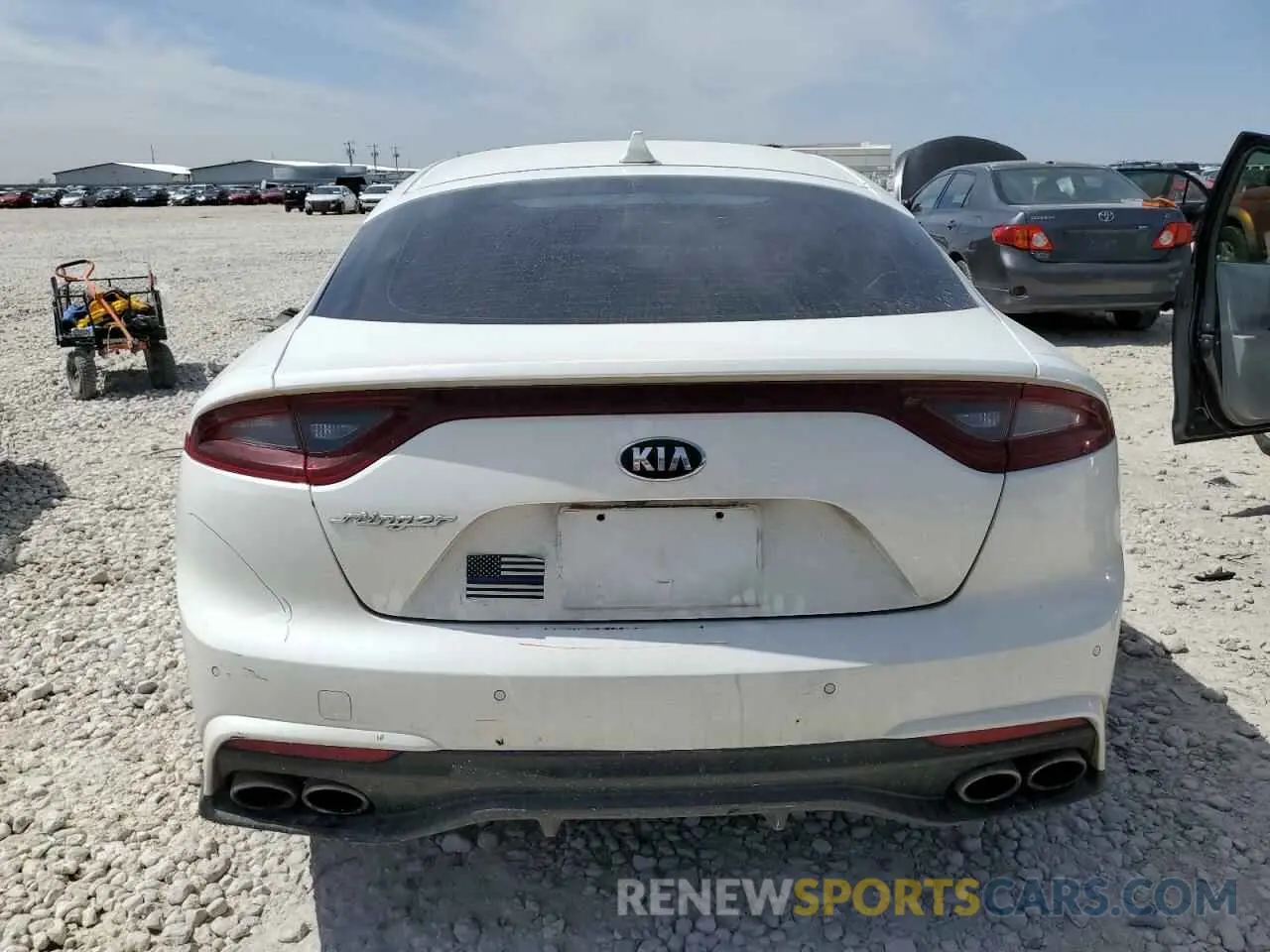 6 Photograph of a damaged car KNAE15LA6K6049544 KIA STINGER 2019