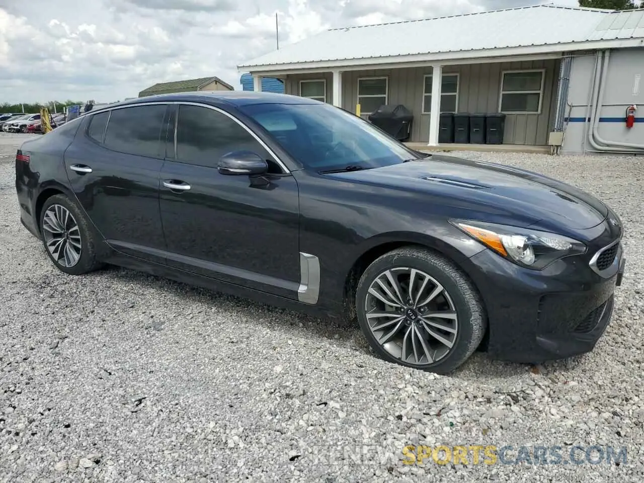 4 Photograph of a damaged car KNAE15LA8K6049853 KIA STINGER 2019