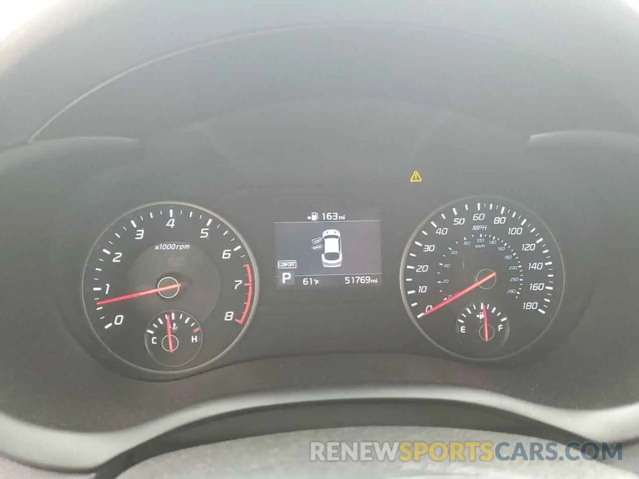 9 Photograph of a damaged car KNAE35LC0K6055318 KIA STINGER 2019