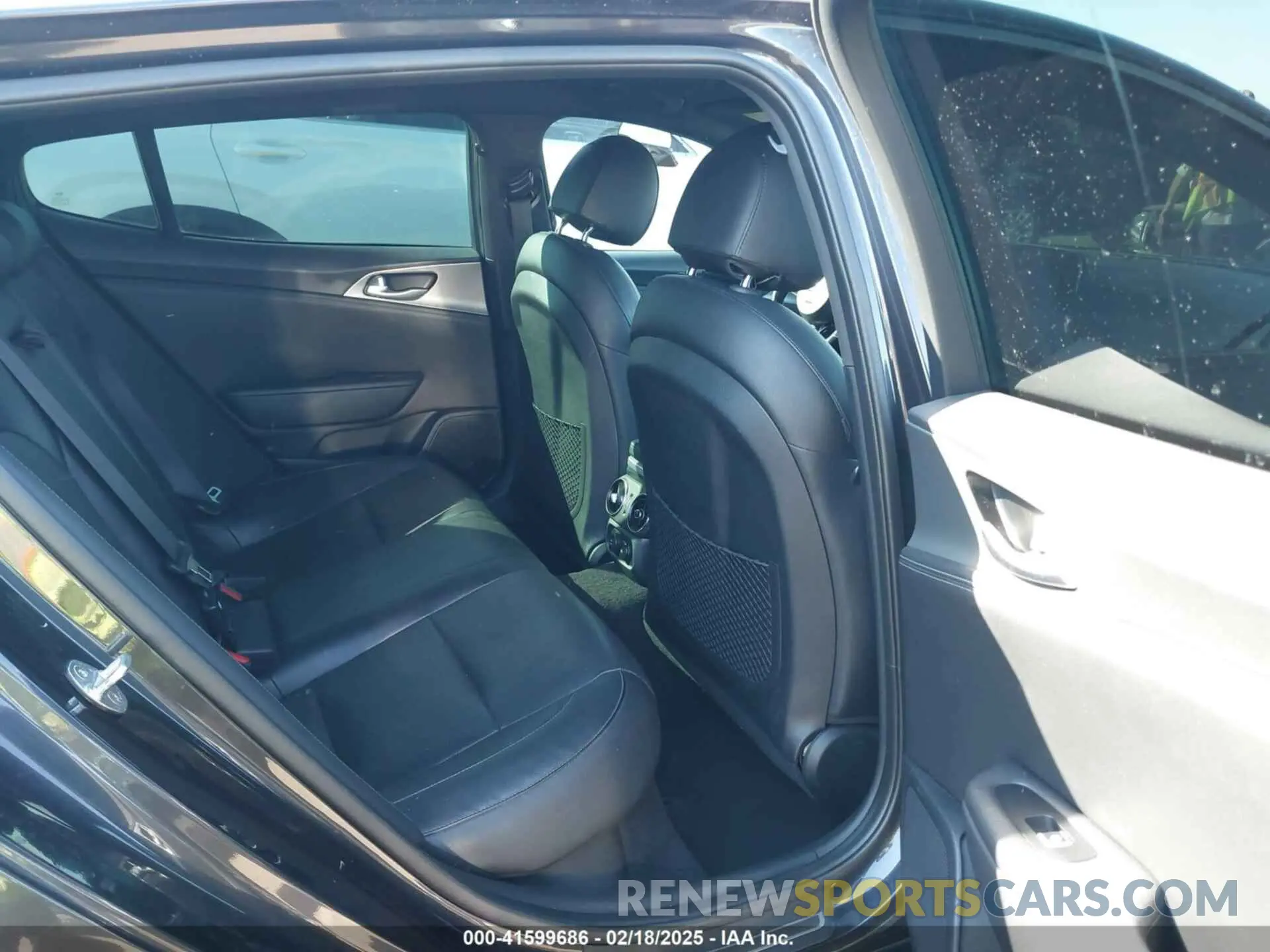 8 Фотография поврежденного автомобиля KNAE35LC3K6059198 KIA STINGER 2019