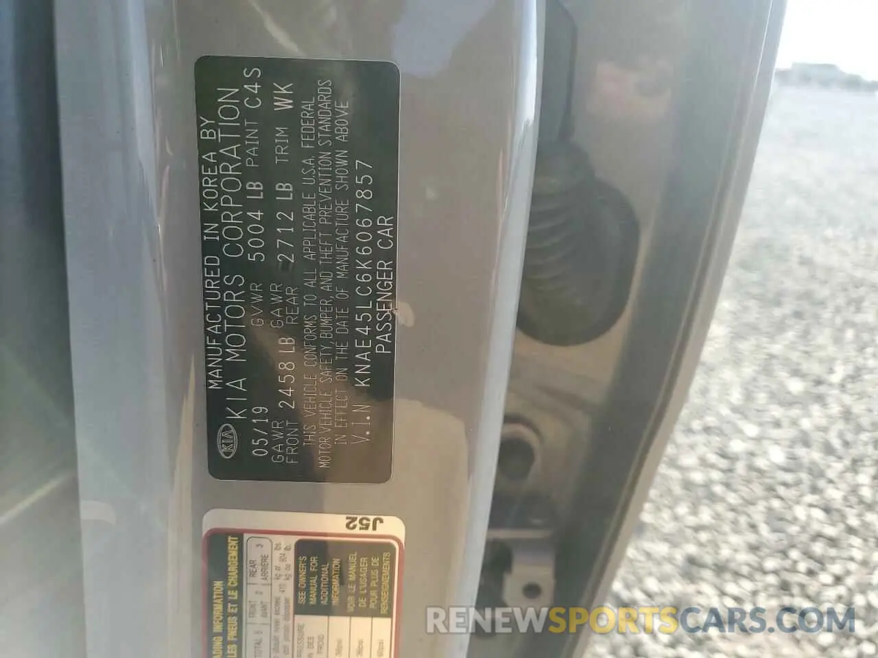 12 Фотография поврежденного автомобиля KNAE45LC6K6067857 KIA STINGER 2019
