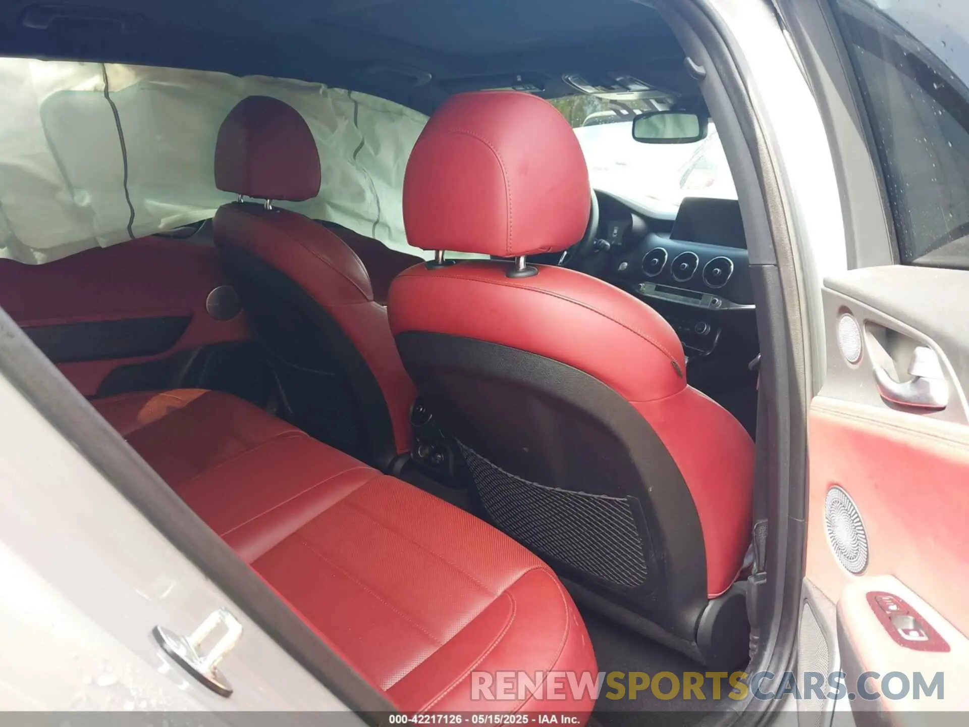 8 Фотография поврежденного автомобиля KNAE55LC1K6069433 KIA STINGER 2019
