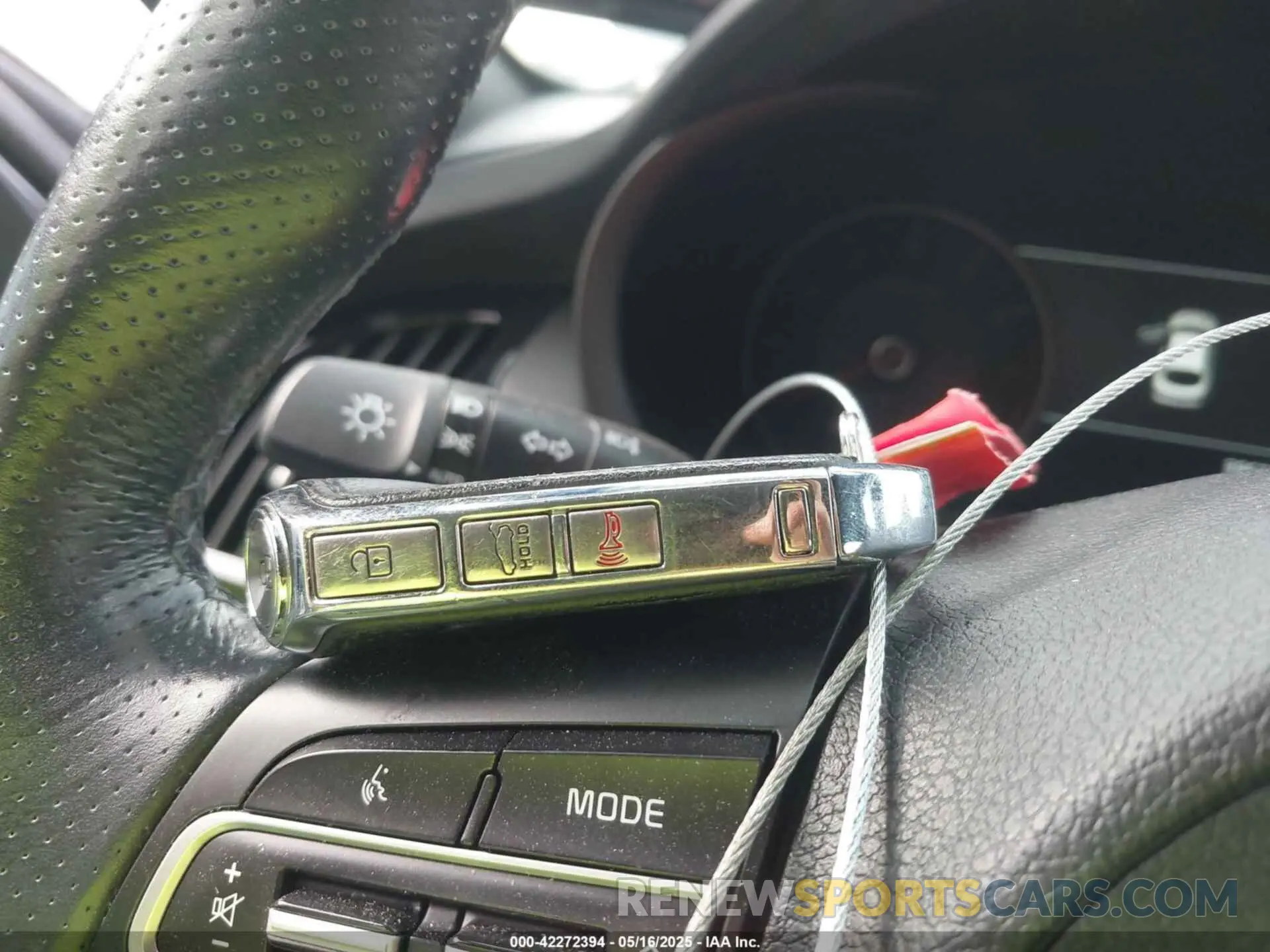 11 Photograph of a damaged car KNAE55LC5K6054532 KIA STINGER 2019