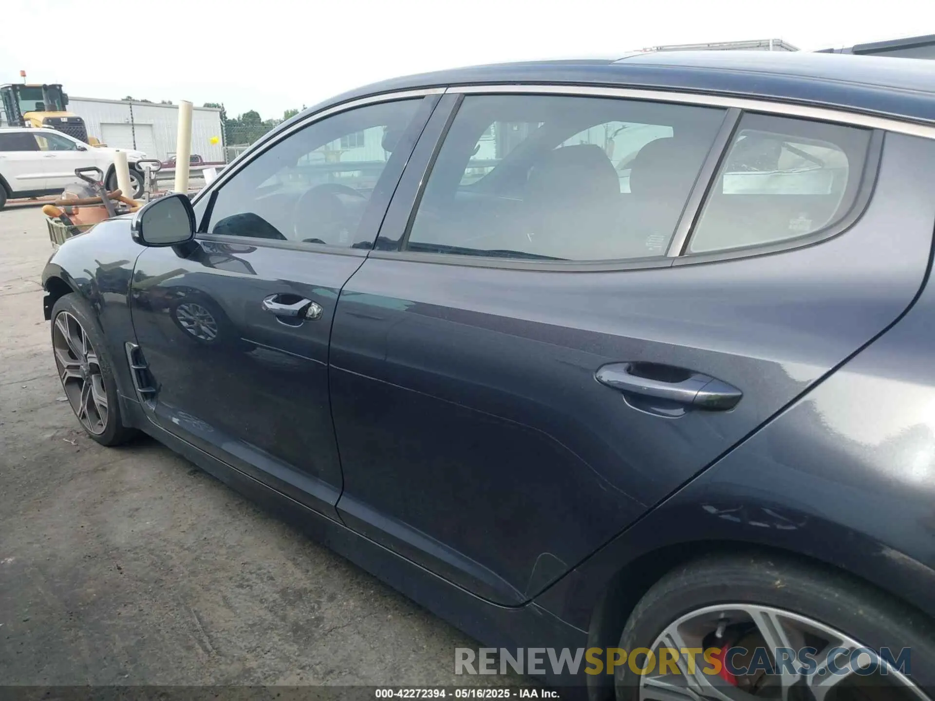 14 Photograph of a damaged car KNAE55LC5K6054532 KIA STINGER 2019