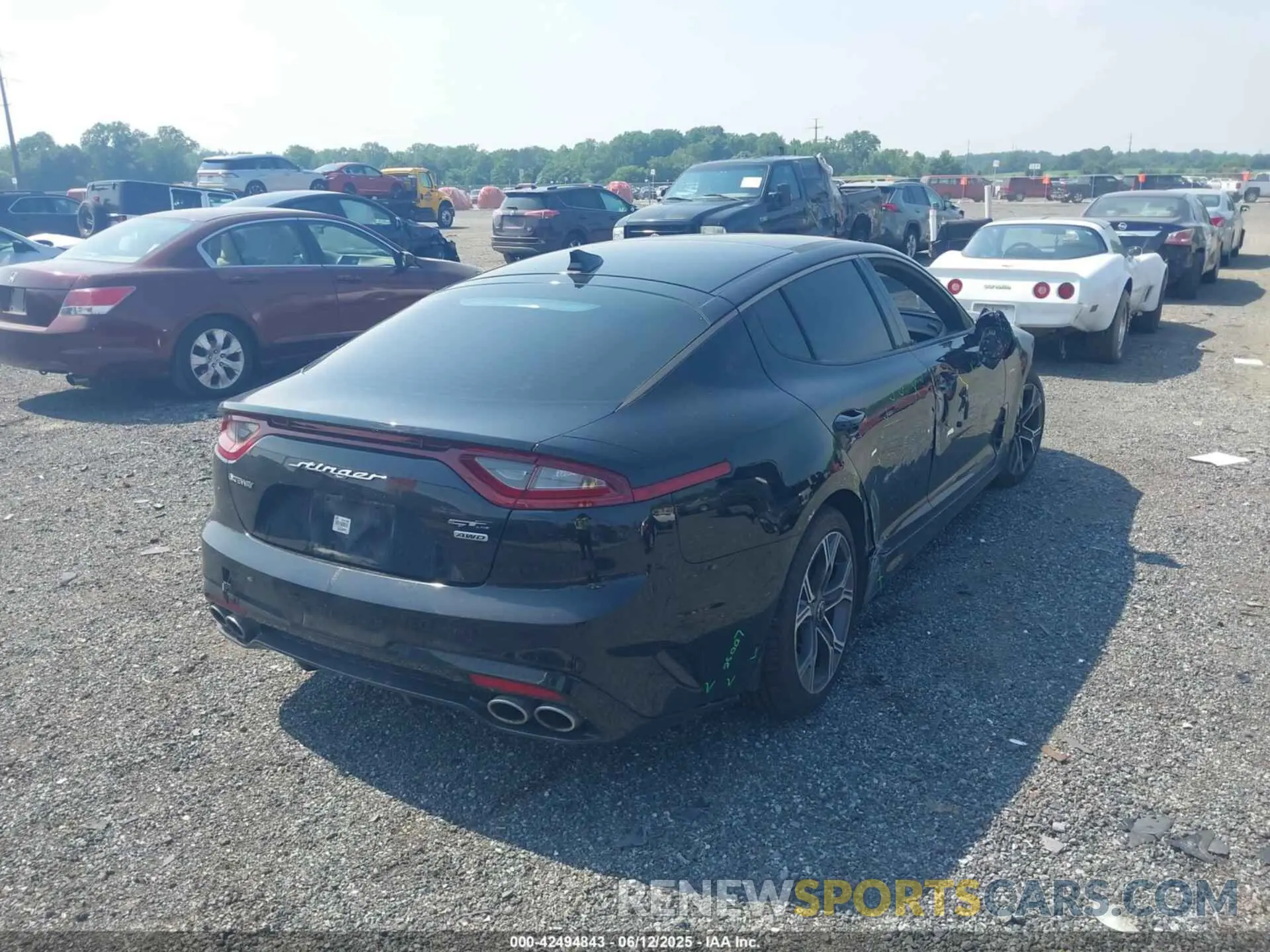 4 Фотография поврежденного автомобиля KNAE15LA1L6077401 KIA STINGER 2020