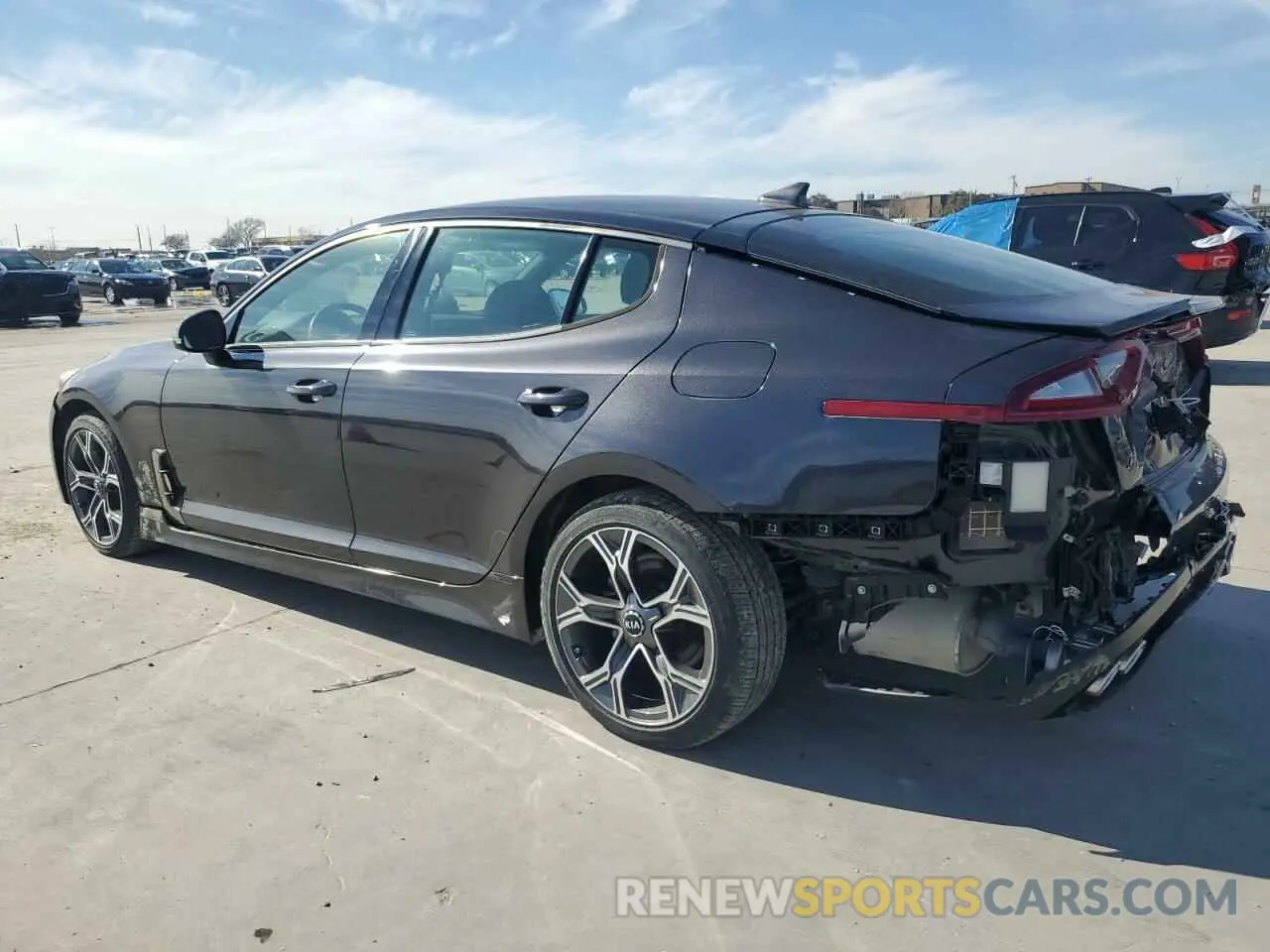 2 Фотография поврежденного автомобиля KNAE15LA1L6083151 KIA STINGER 2020