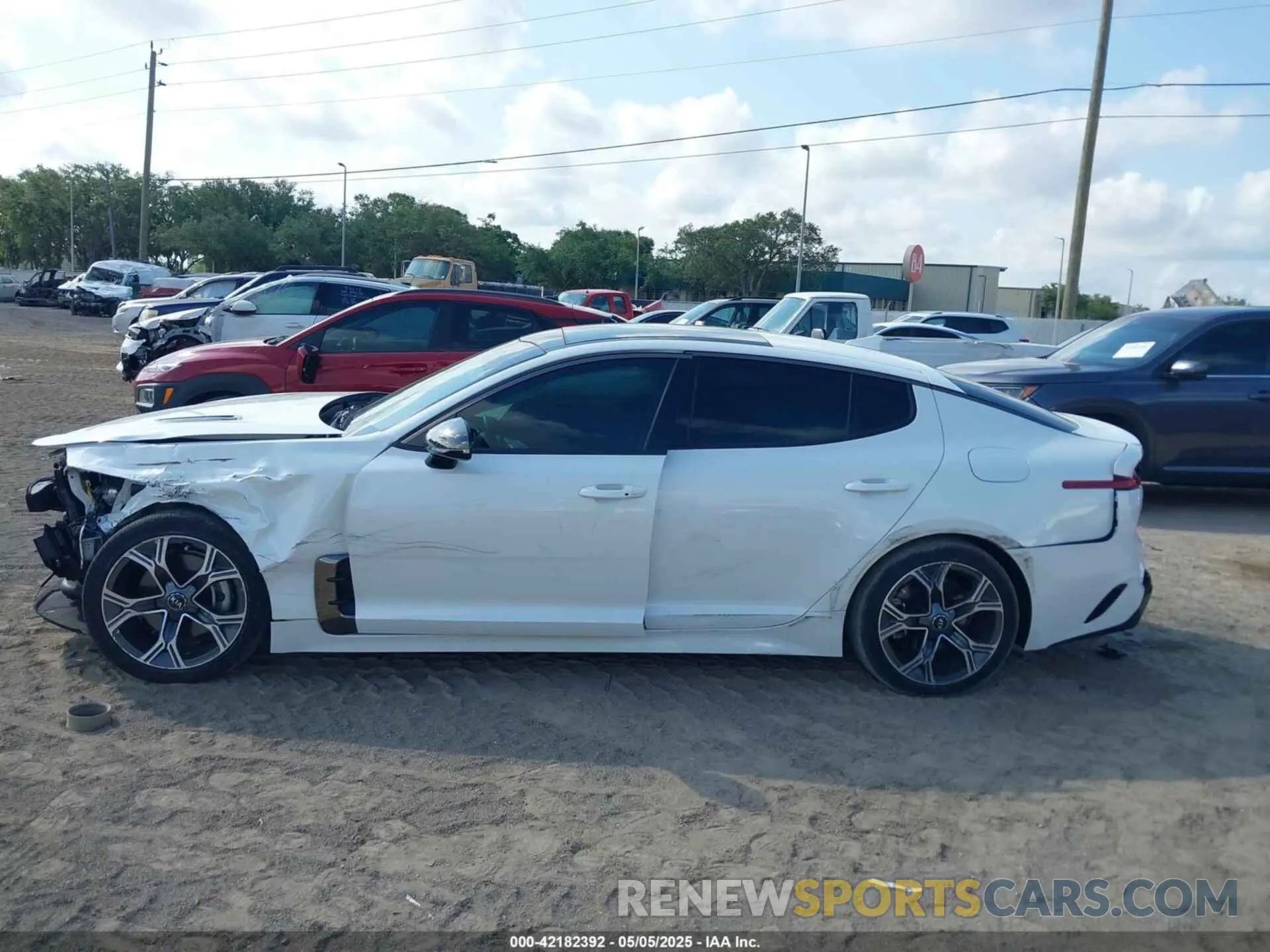 15 Фотография поврежденного автомобиля KNAE15LA2L6080727 KIA STINGER 2020