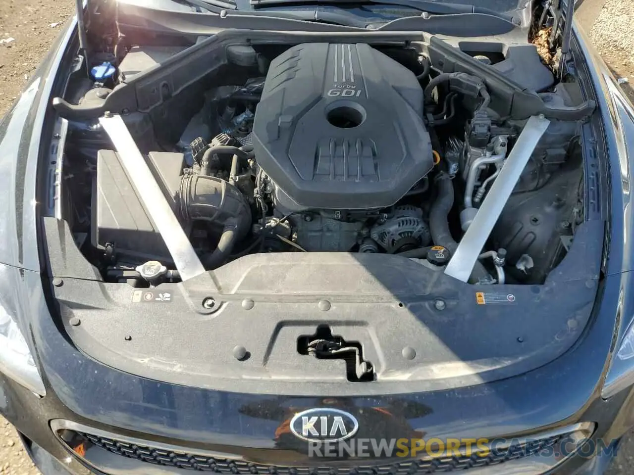 11 Photograph of a damaged car KNAE15LA5L6074128 KIA STINGER 2020